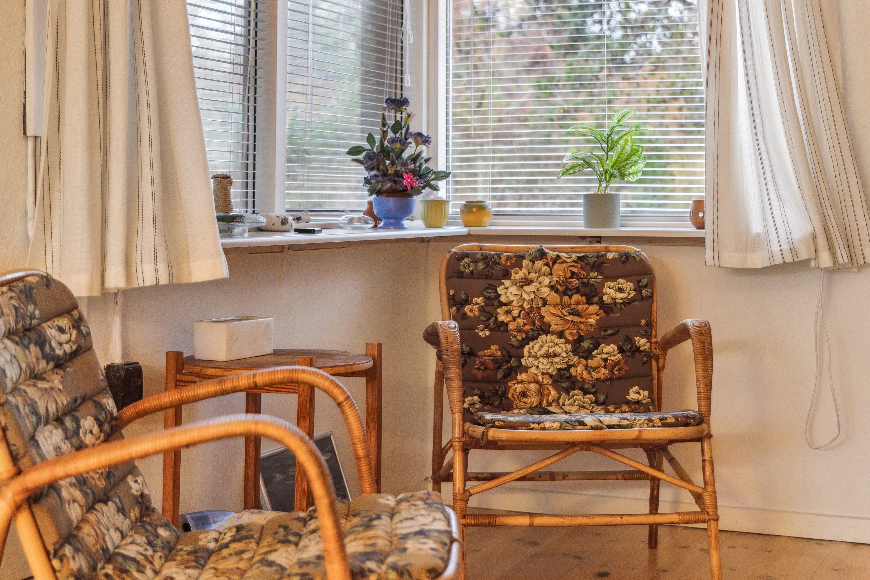 Fremhævet stue billede i fuldskærmstilstand. Billede af Lille Strandgaard 7, 9370 Hals