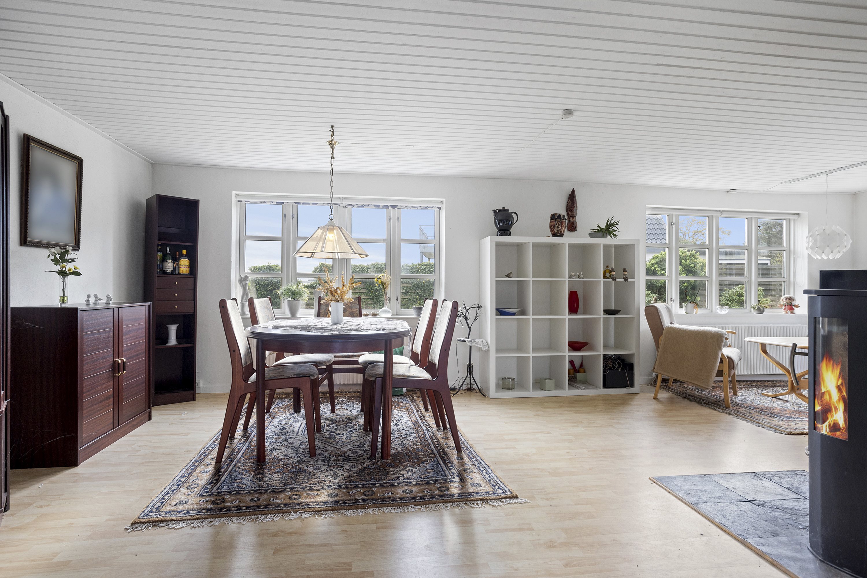 Fremhævet stue billede i fuldskærmstilstand. Billede af Sæbyvej 177, 9900 Frederikshavn