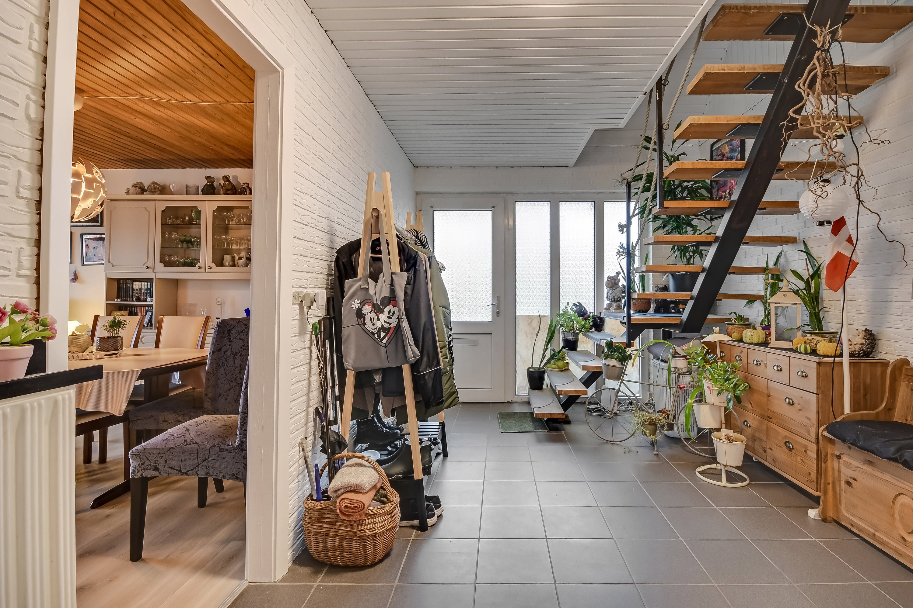 Fremhævet entré billede i fuldskærmstilstand. Billede af Rosenvænget 6, Hvidbjerg, 7790 Thyholm