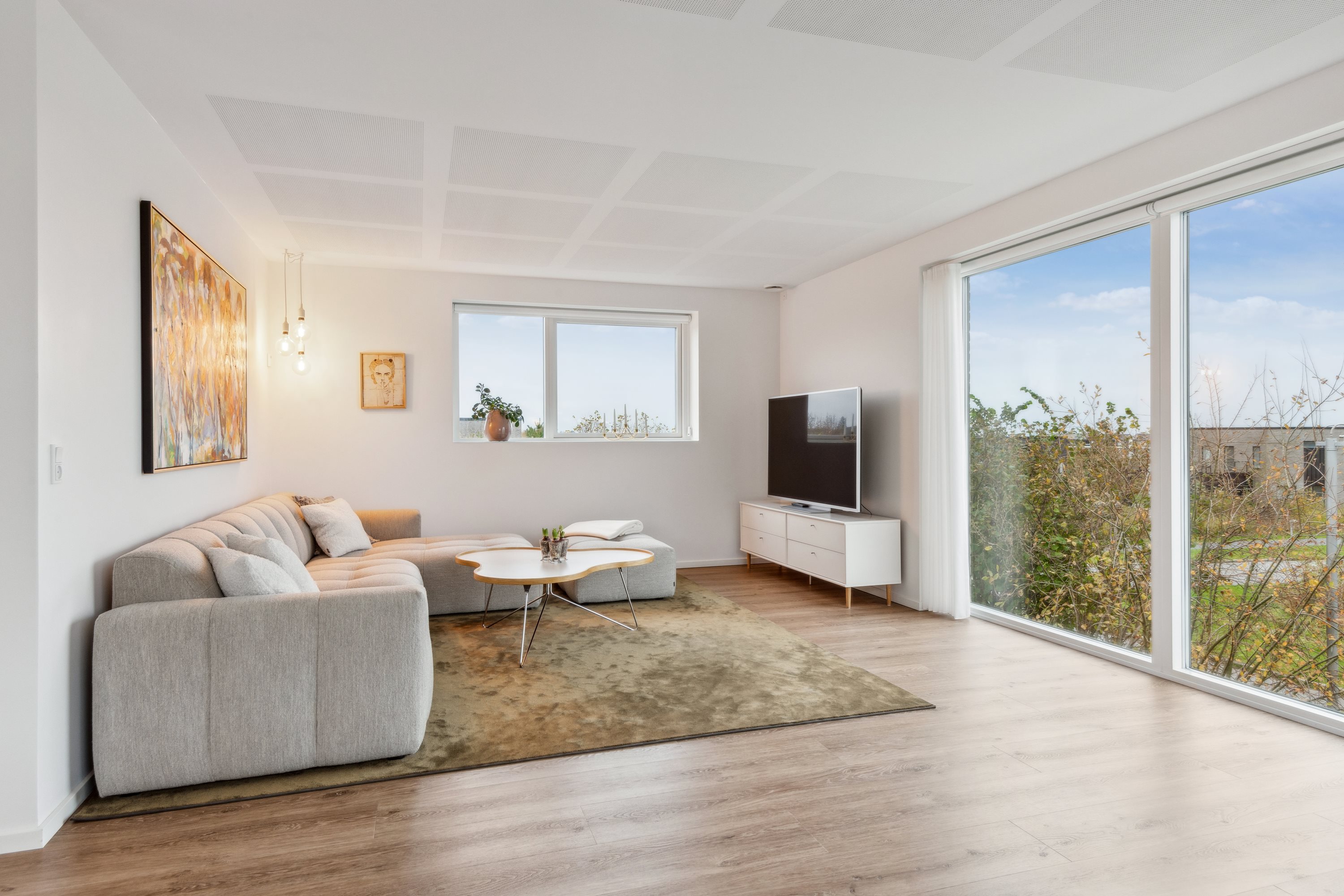 Fremhævet stue billede i fuldskærmstilstand. Billede af Elektravej 41, Gug, 9210 Aalborg SØ