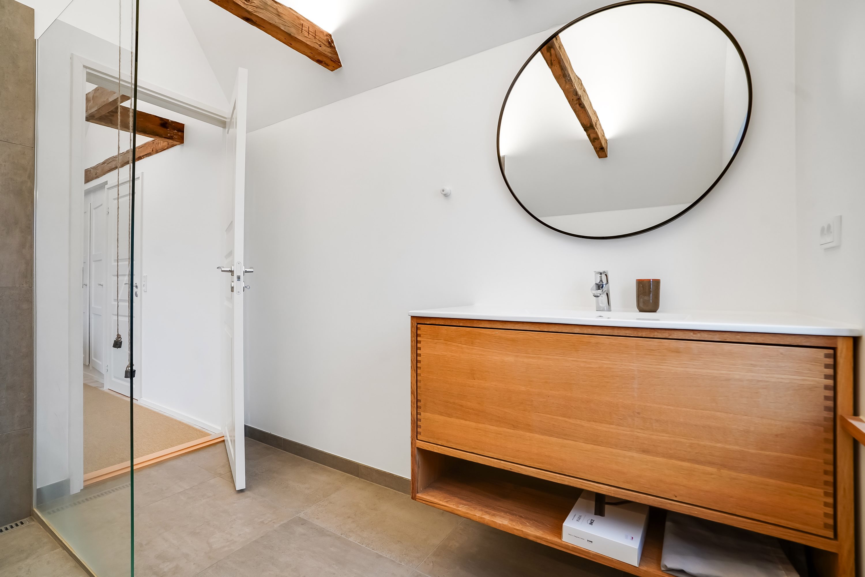 Fremhævet  billede i fuldskærmstilstand. Billede af Vejlevej 16, 7300 Jelling