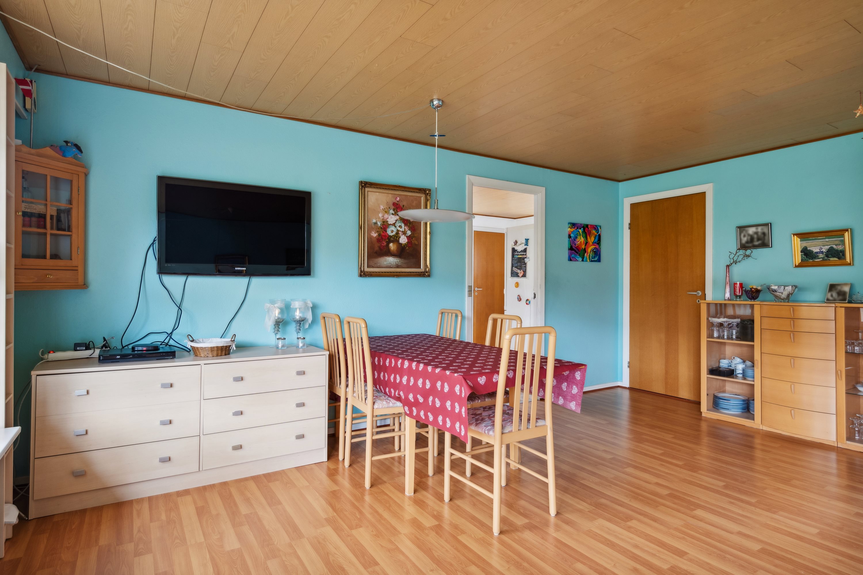 Fremhævet stue billede i fuldskærmstilstand. Billede af Birkagervej 12, 9740 Jerslev J