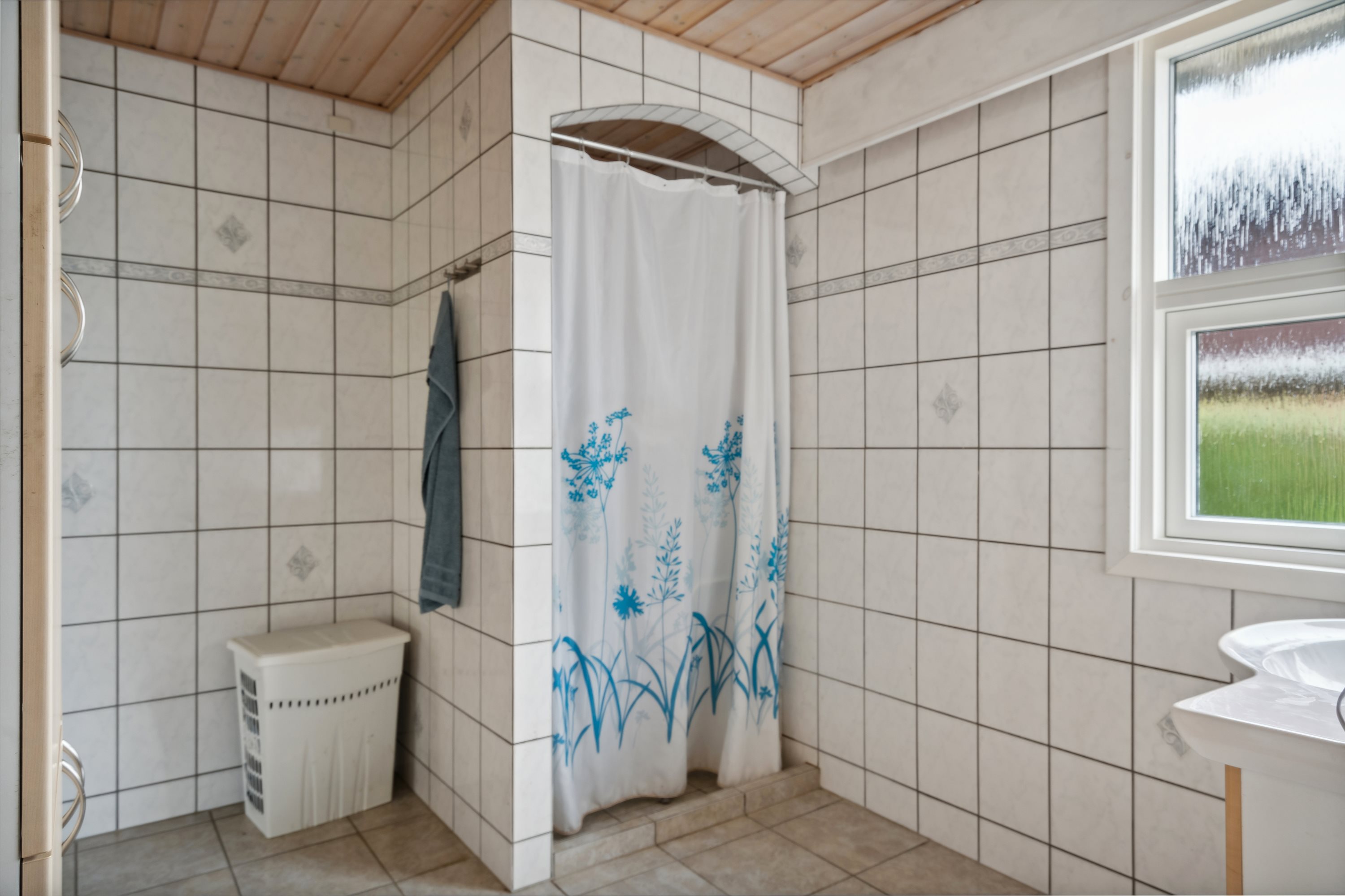 Fremhævet badeværelse billede i fuldskærmstilstand. Billede af Birkagervej 12, 9740 Jerslev J