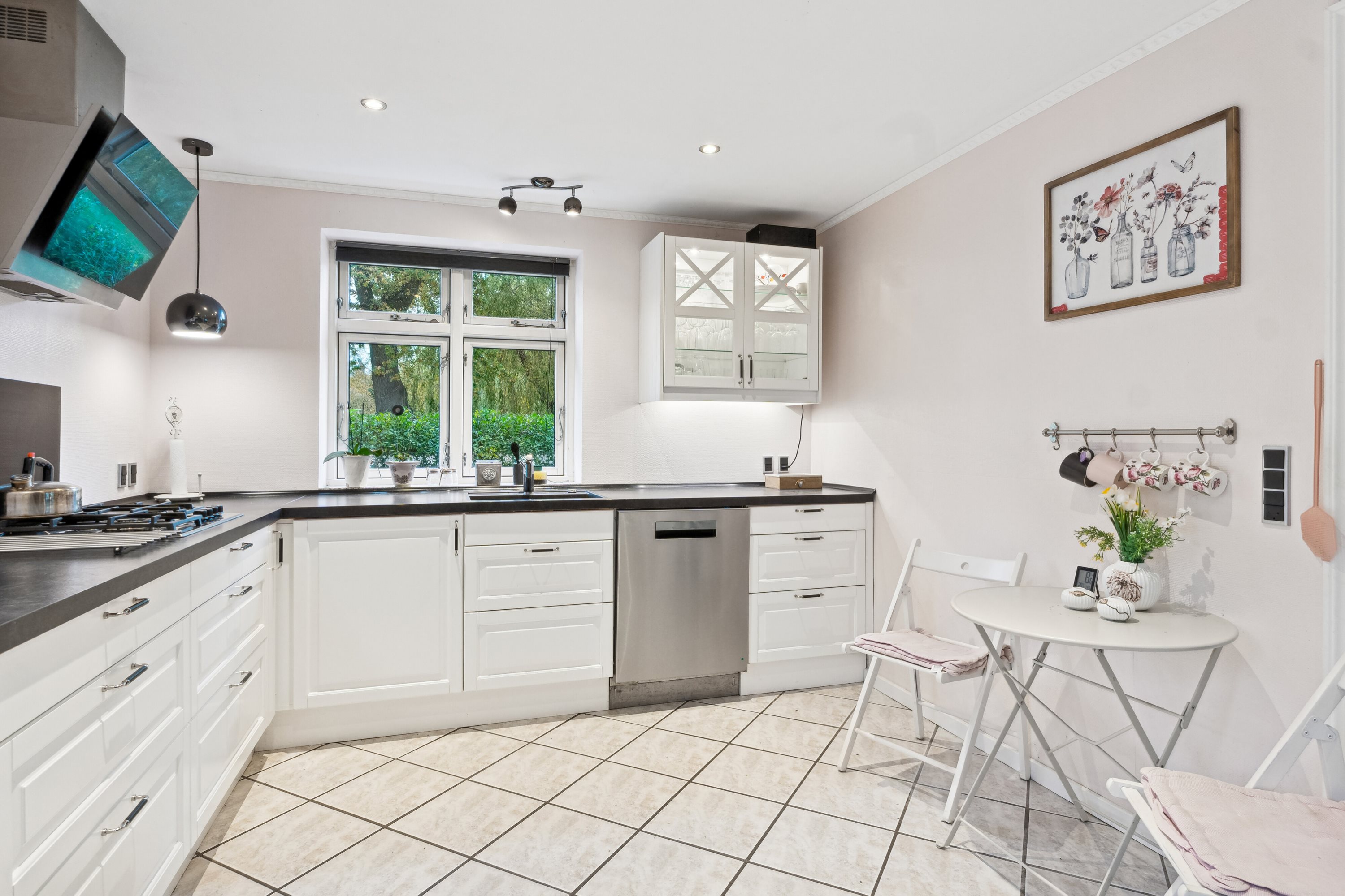 Fremhævet køkken billede i fuldskærmstilstand. Billede af Tømmerupvej 44, 4400 Kalundborg