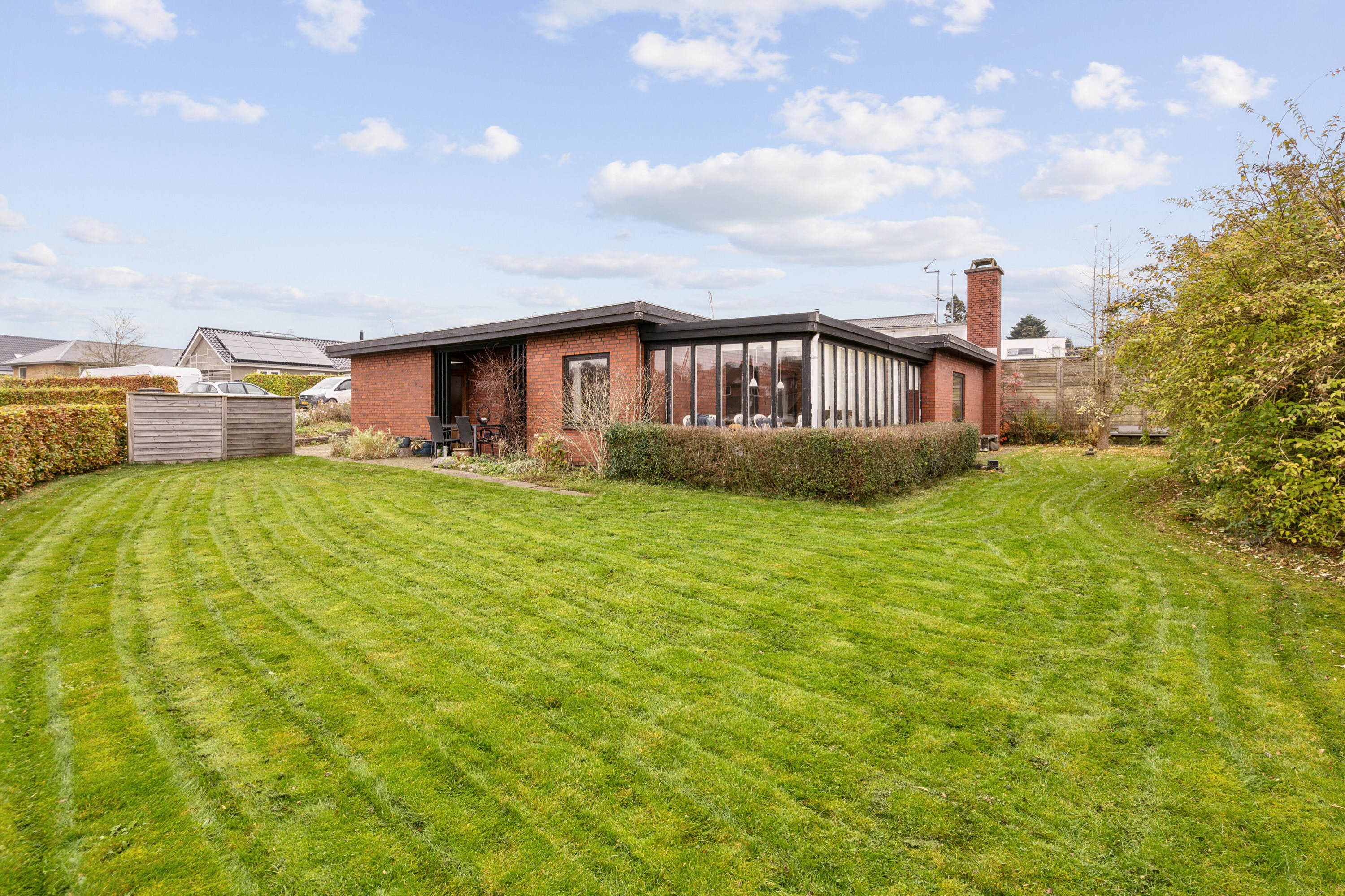 Miniaturebillede 1: set fra haven. Billede af Langløkke 24, 6200 Aabenraa