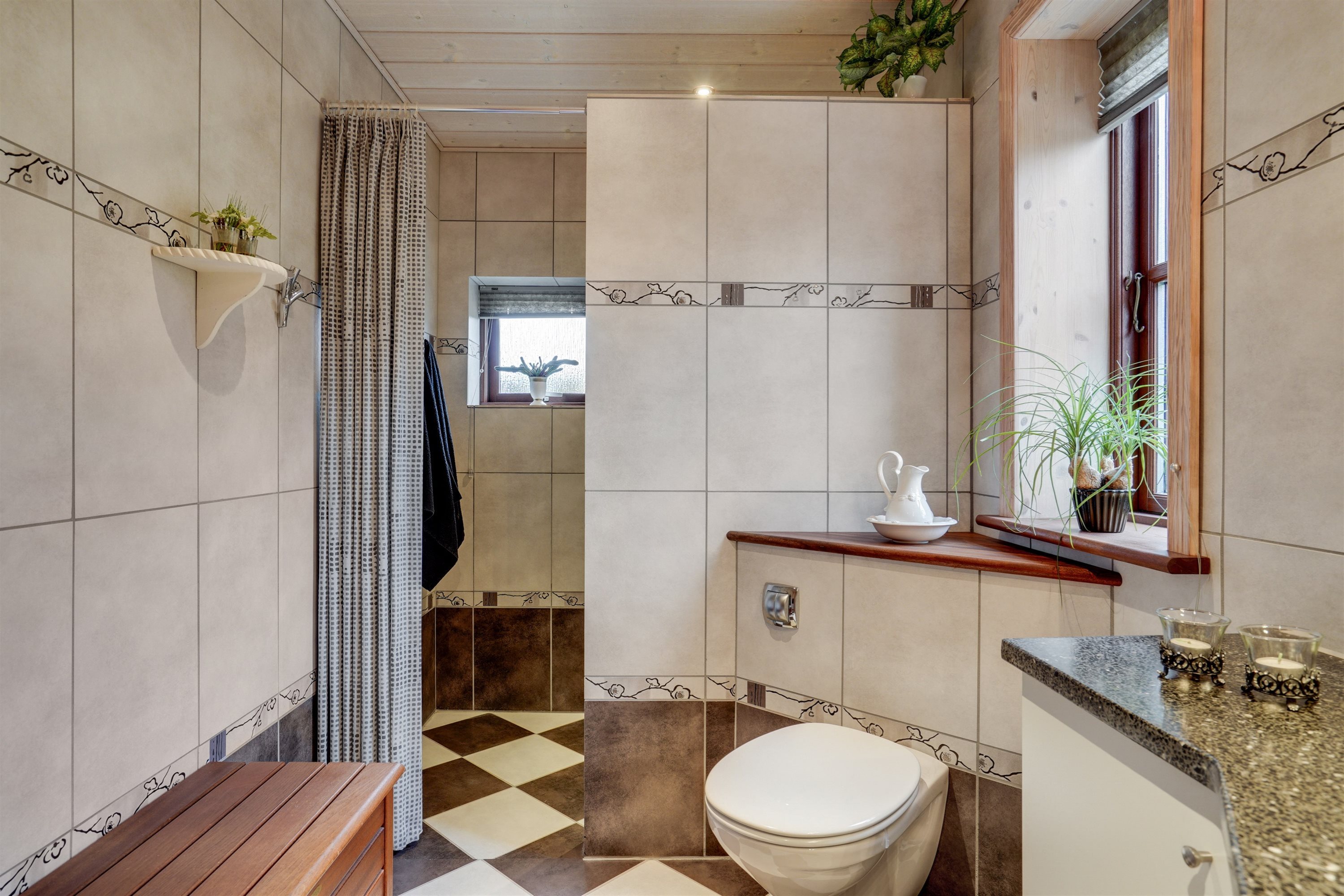 Fremhævet badeværelse billede i fuldskærmstilstand. Billede af Vesterbækvej 36, Sig, 6800 Varde