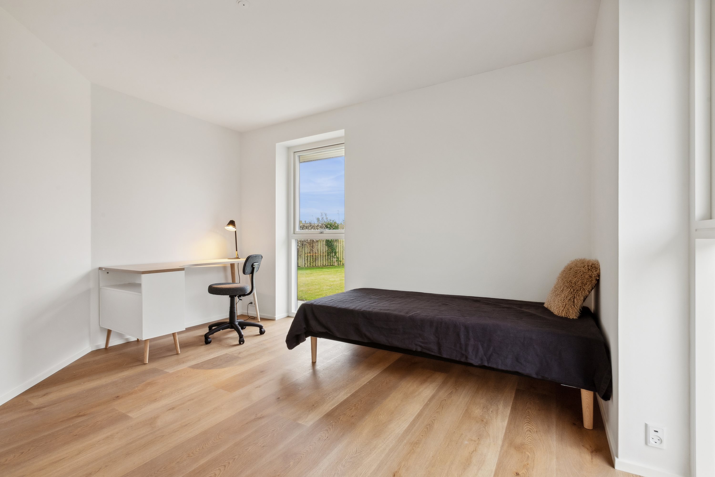 Fremhævet værelse billede i fuldskærmstilstand. Billede af Præstefælledvej 45, 2770 Kastrup