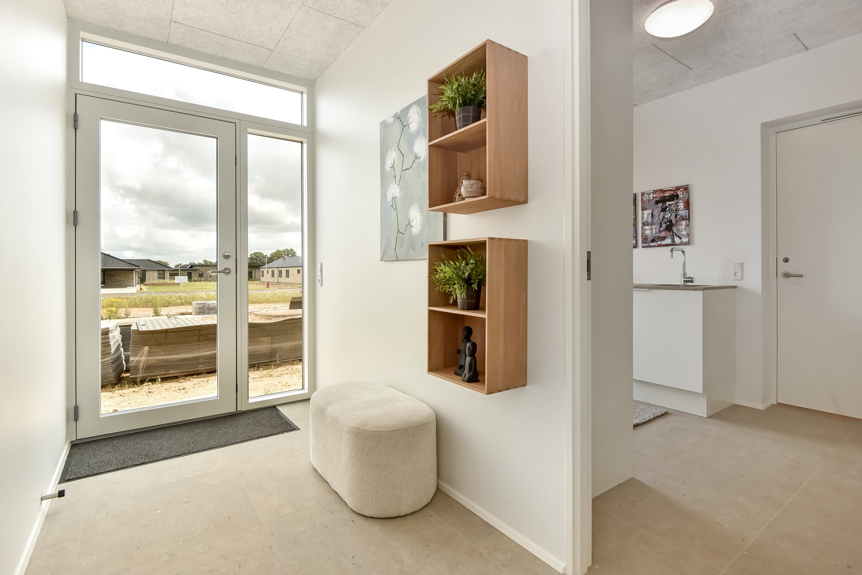 Fremhævet entré billede i fuldskærmstilstand. Billede af Helstrupvænget 10, Snejbjerg, 7400 Herning