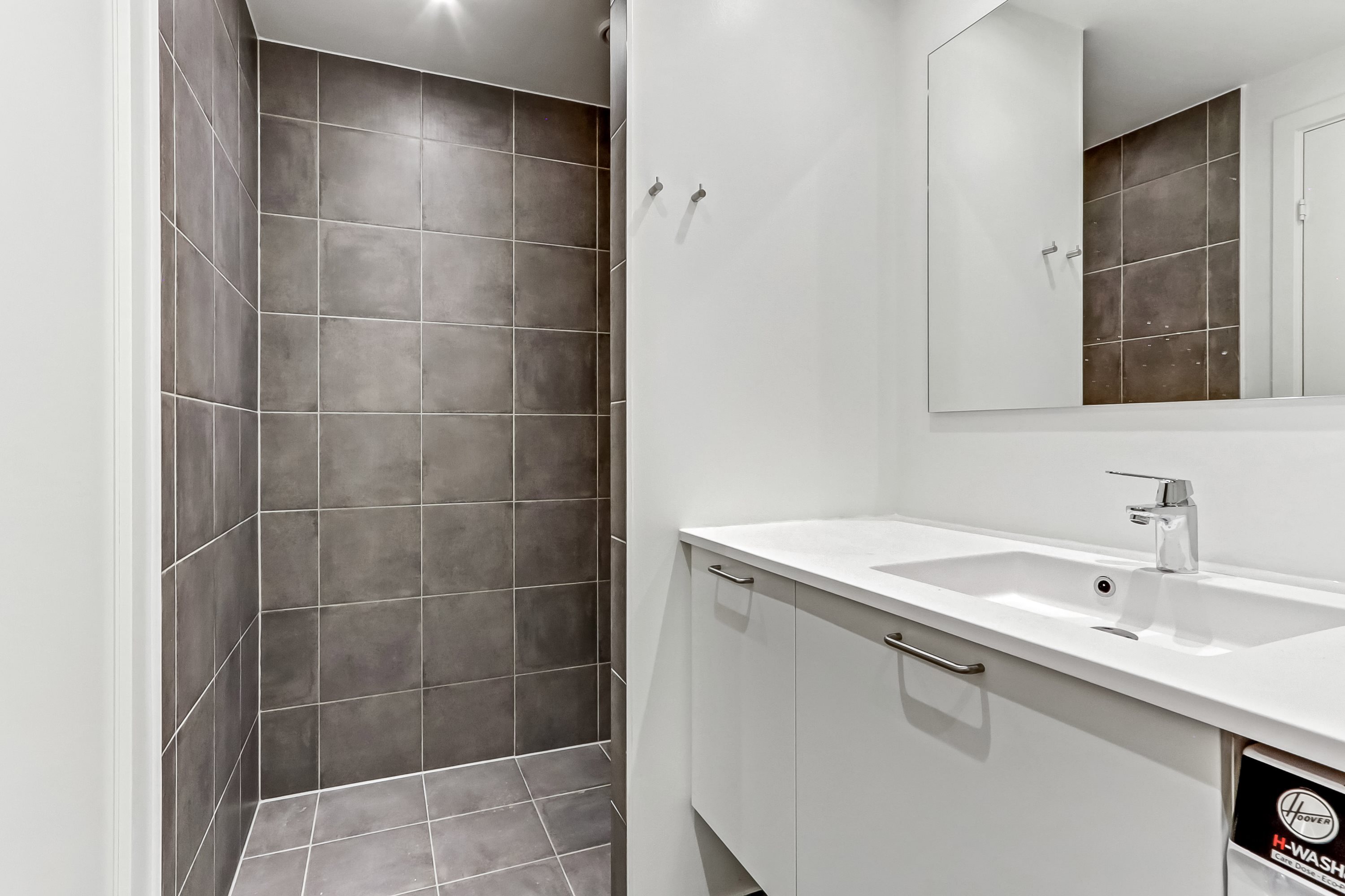 Fremhævet  billede i fuldskærmstilstand. Billede af Fjergangen 9, Tarup, 5000 Odense C