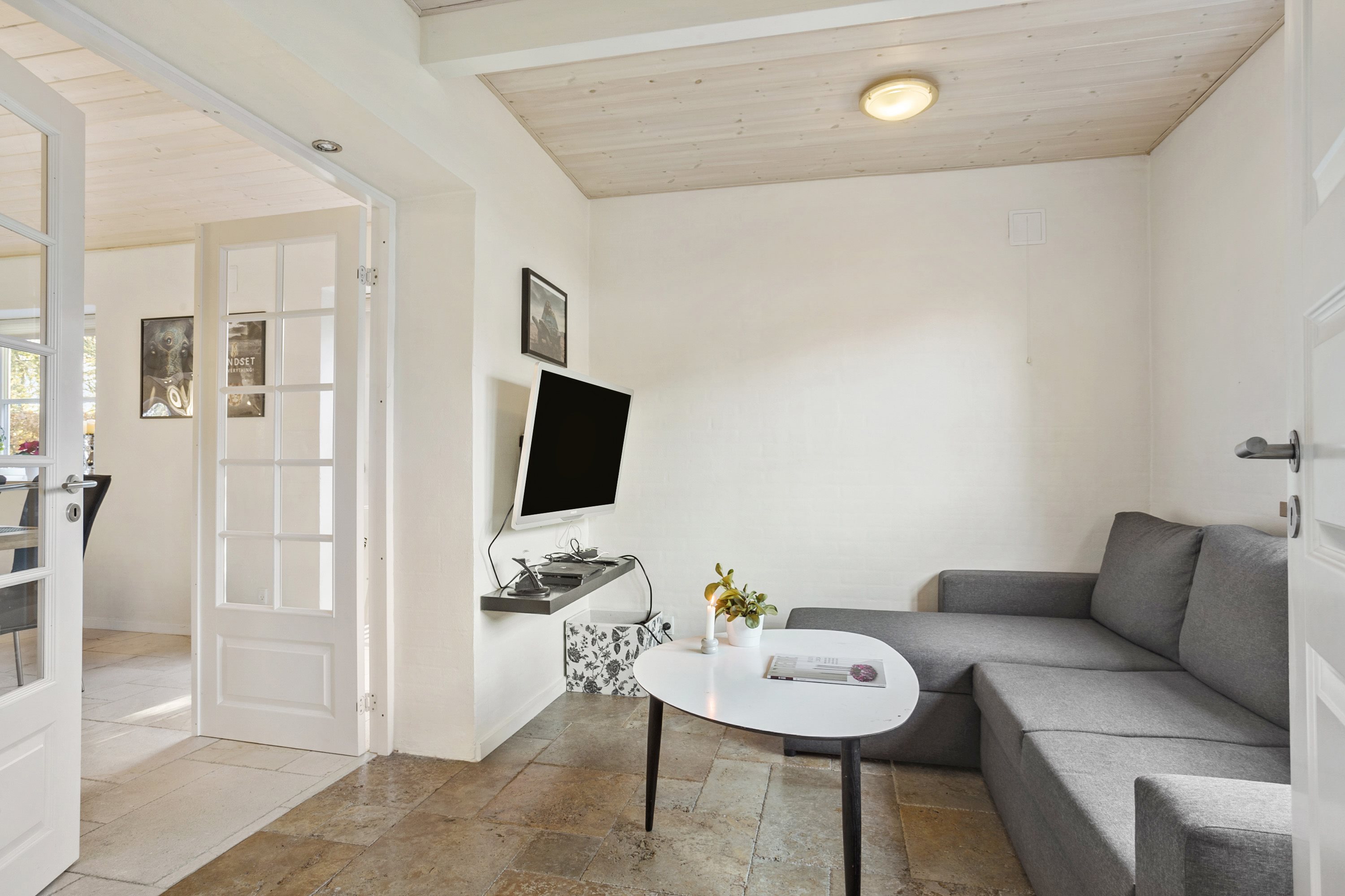 Fremhævet stue billede i fuldskærmstilstand. Billede af Kragelundvej 11, 6622 Bække