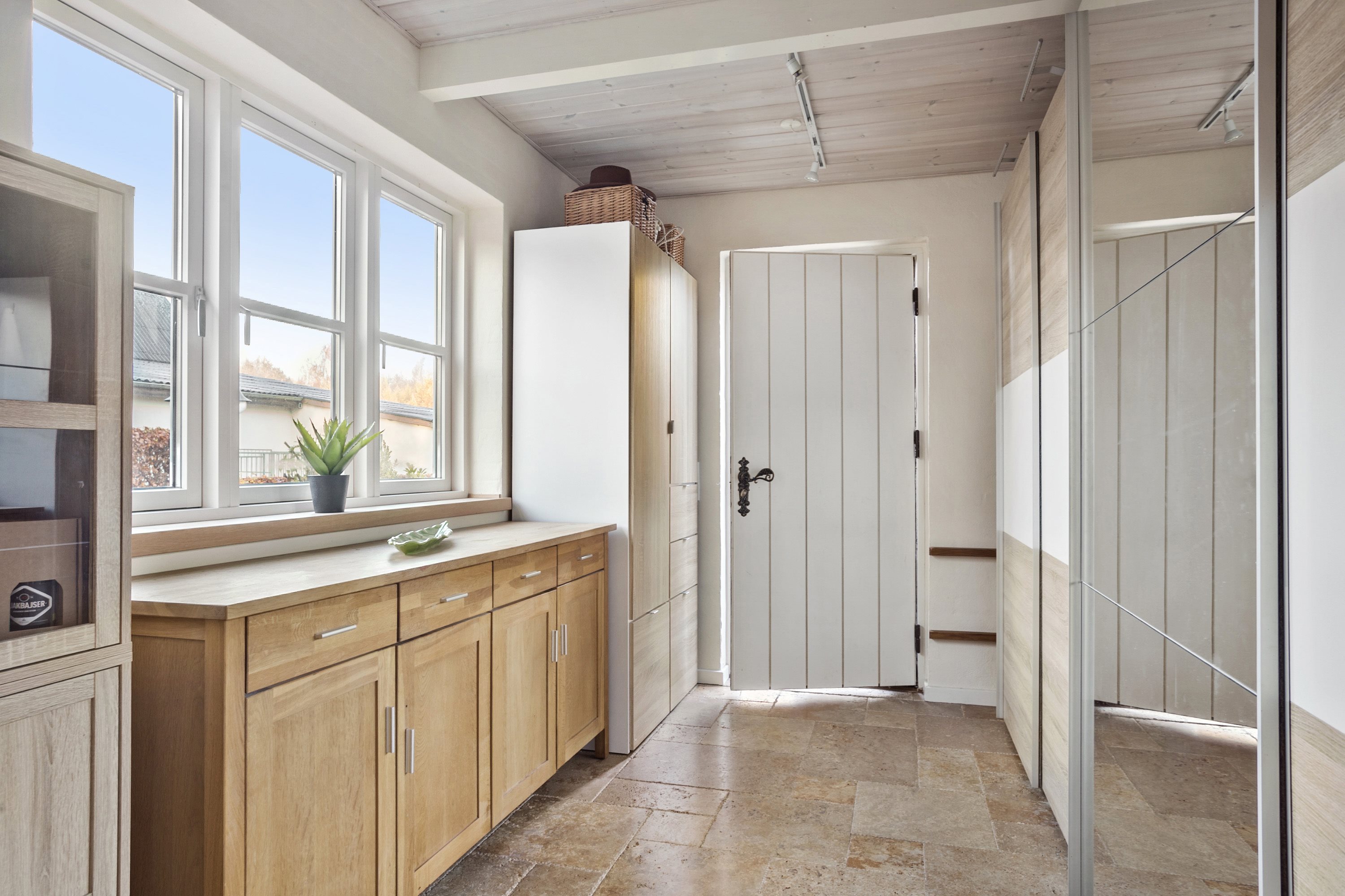 Fremhævet værelse billede i fuldskærmstilstand. Billede af Kragelundvej 11, 6622 Bække