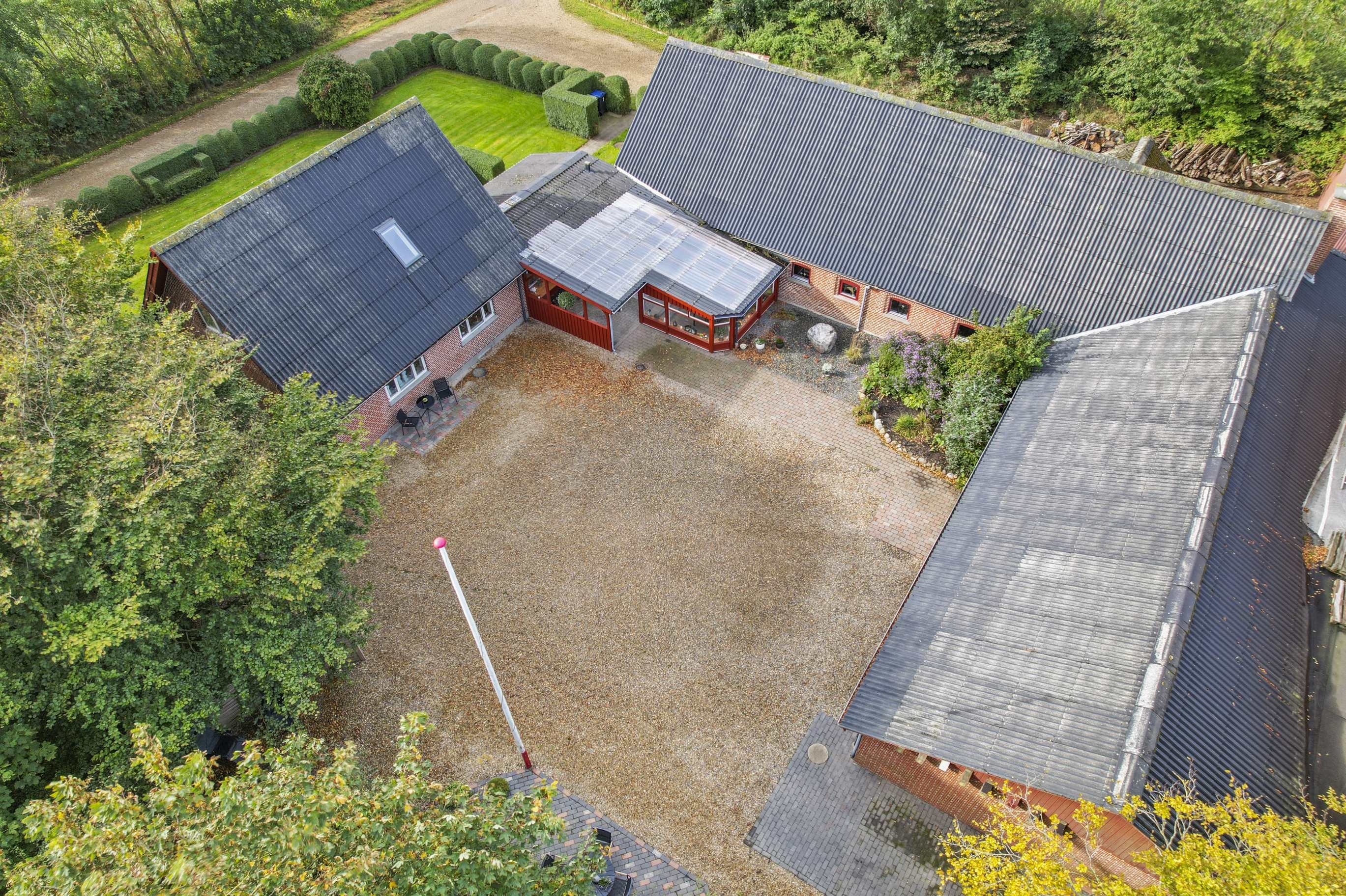 Miniaturebillede 2: ejendommen. Billede af Ndr Stavskærvej 6, Horne, 6800 Varde