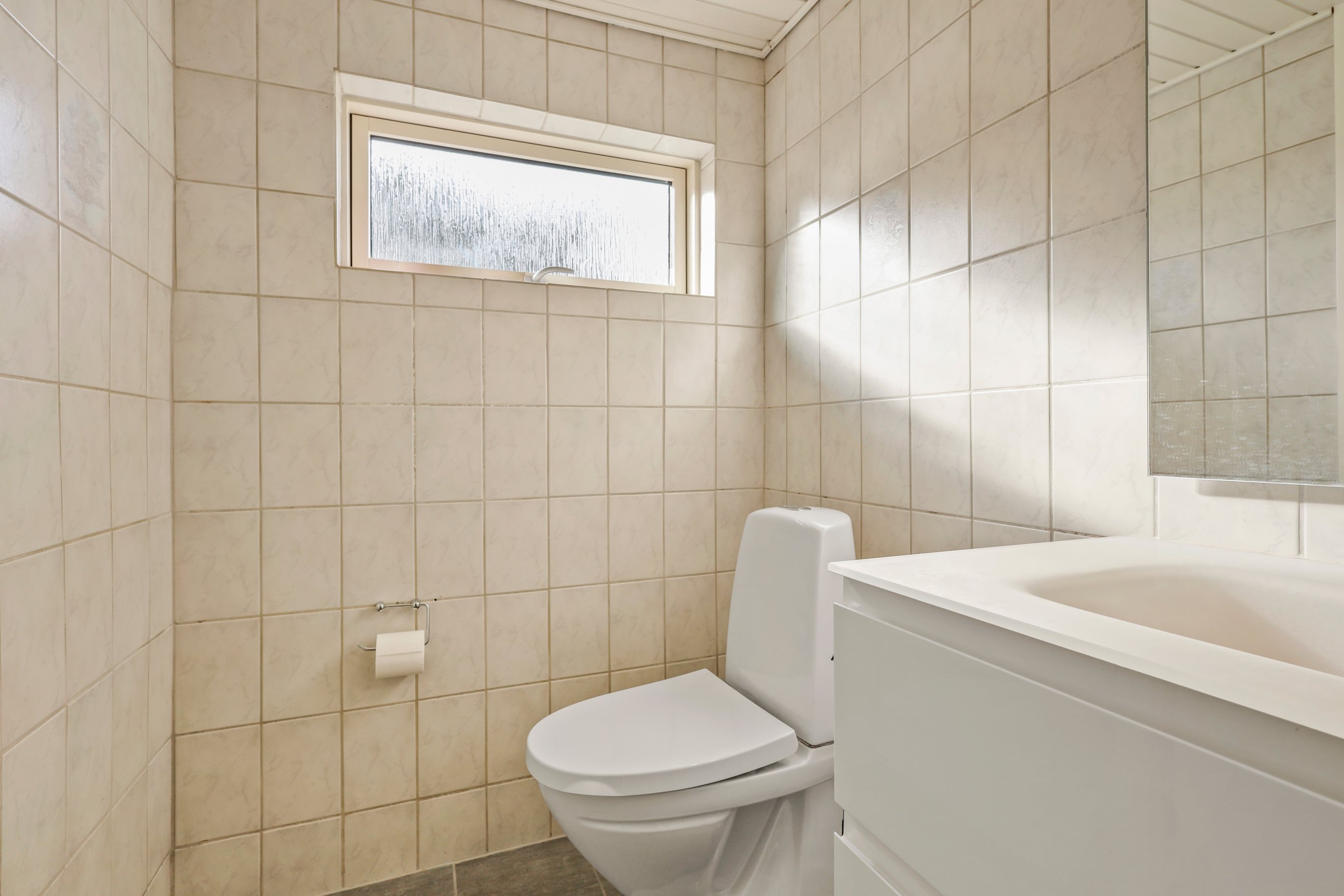 Fremhævet badeværelse billede i fuldskærmstilstand. Billede af Ndr Stavskærvej 6, Horne, 6800 Varde