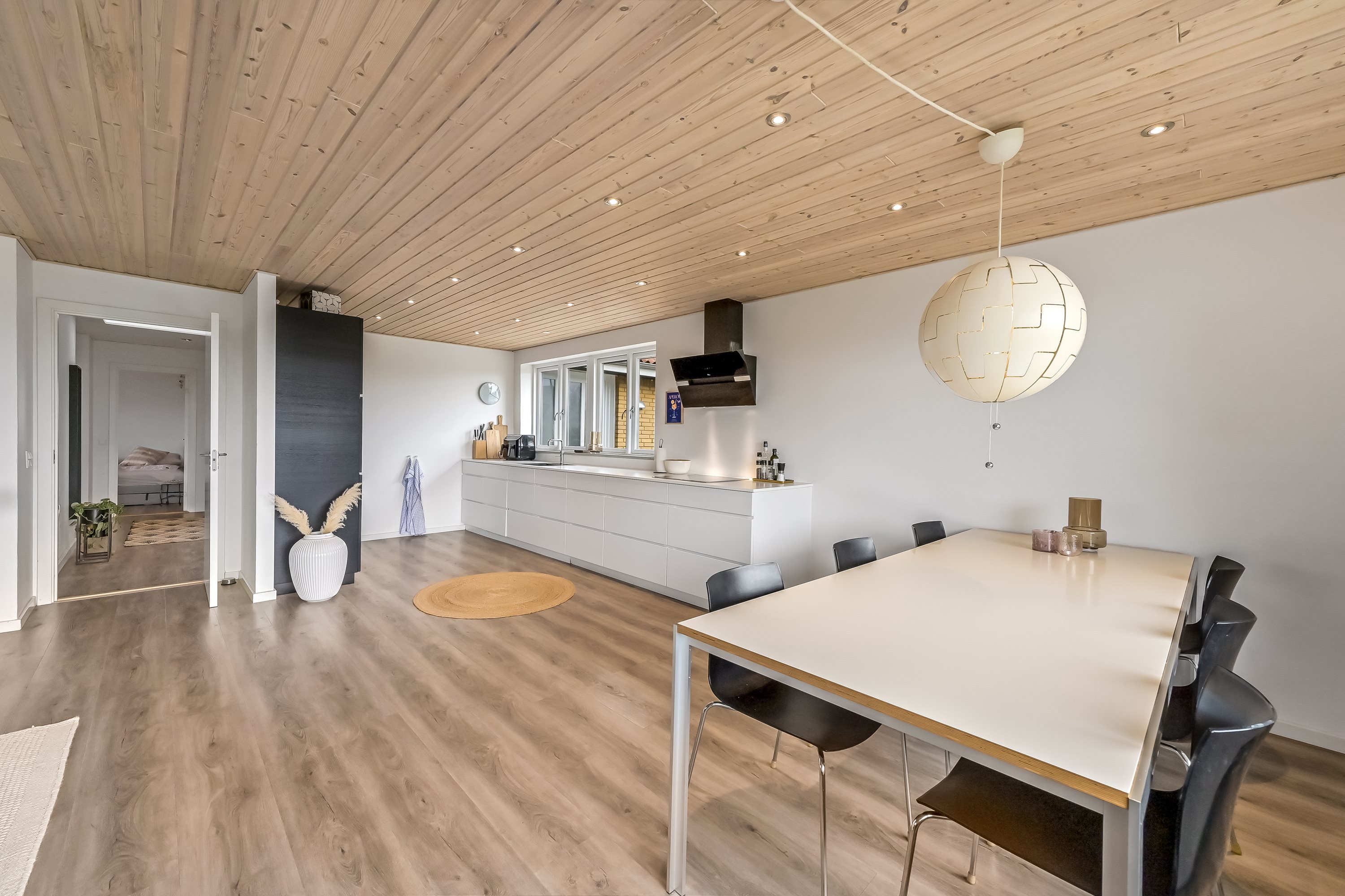 Fremhævet andet billede i fuldskærmstilstand. Billede af Vesterled 1, Lind, 7400 Herning