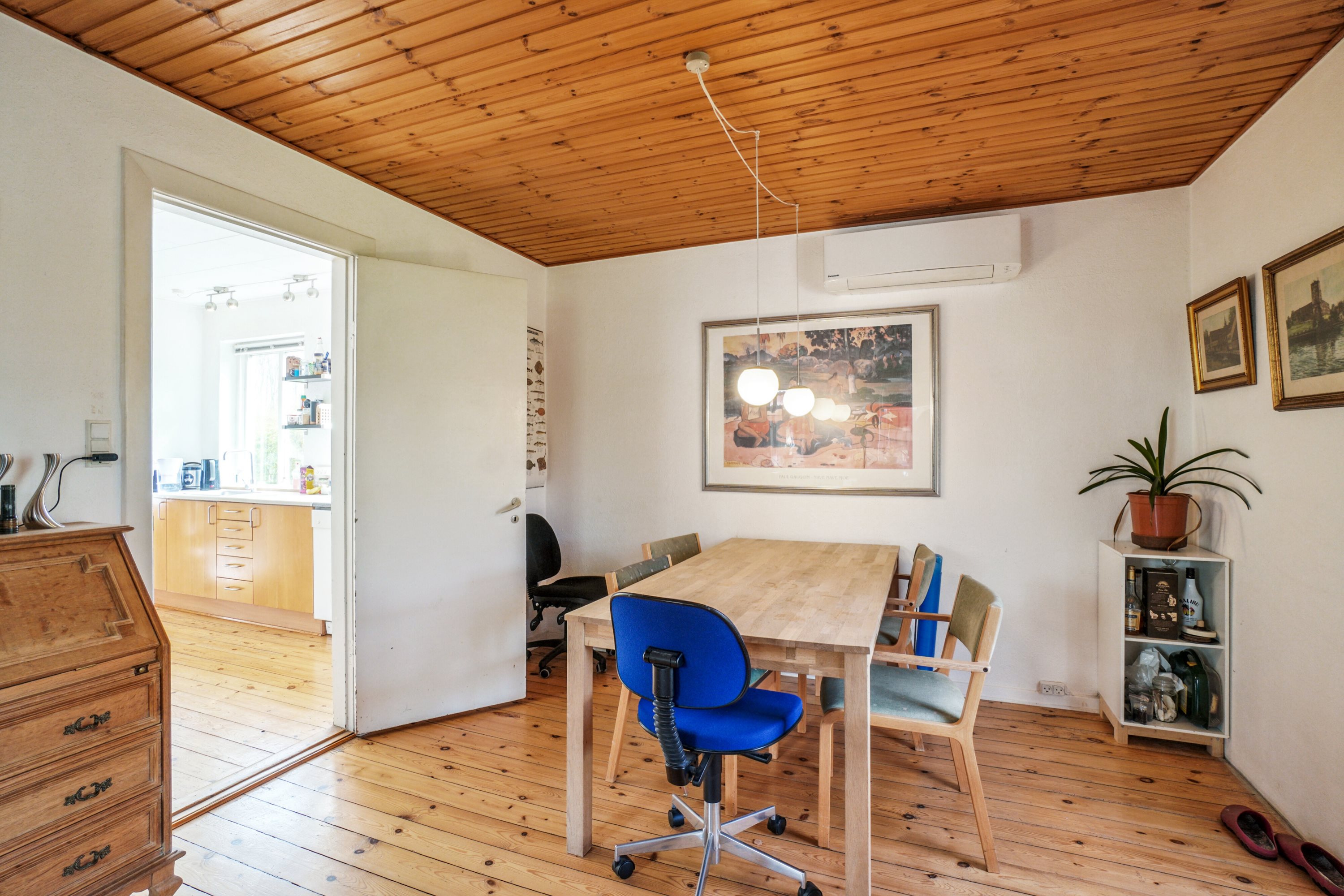 Fremhævet spisestue billede i fuldskærmstilstand. Billede af Århusvej 104, Sander, 8300 Odder