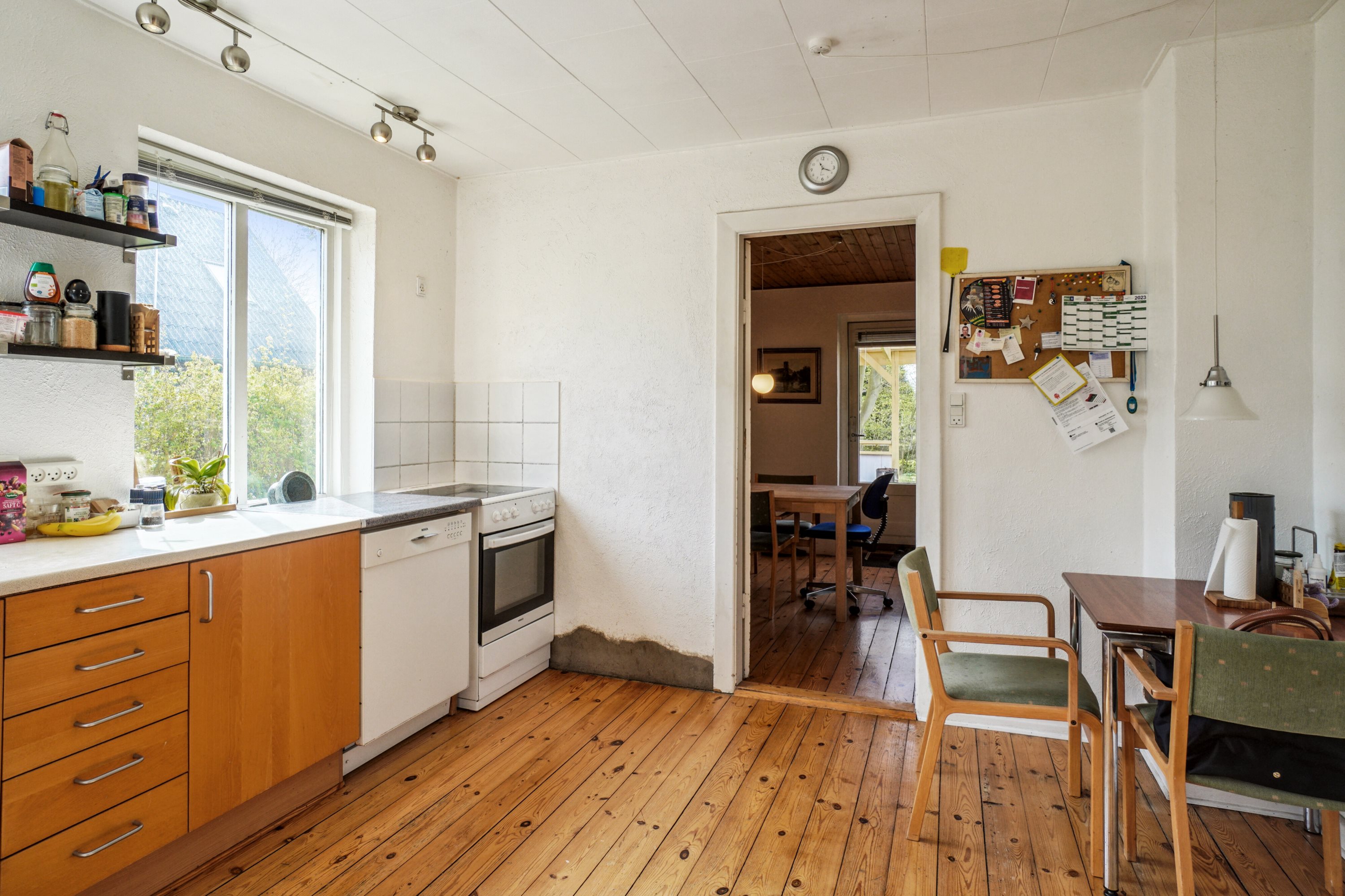 Fremhævet køkken billede i fuldskærmstilstand. Billede af Århusvej 104, Sander, 8300 Odder