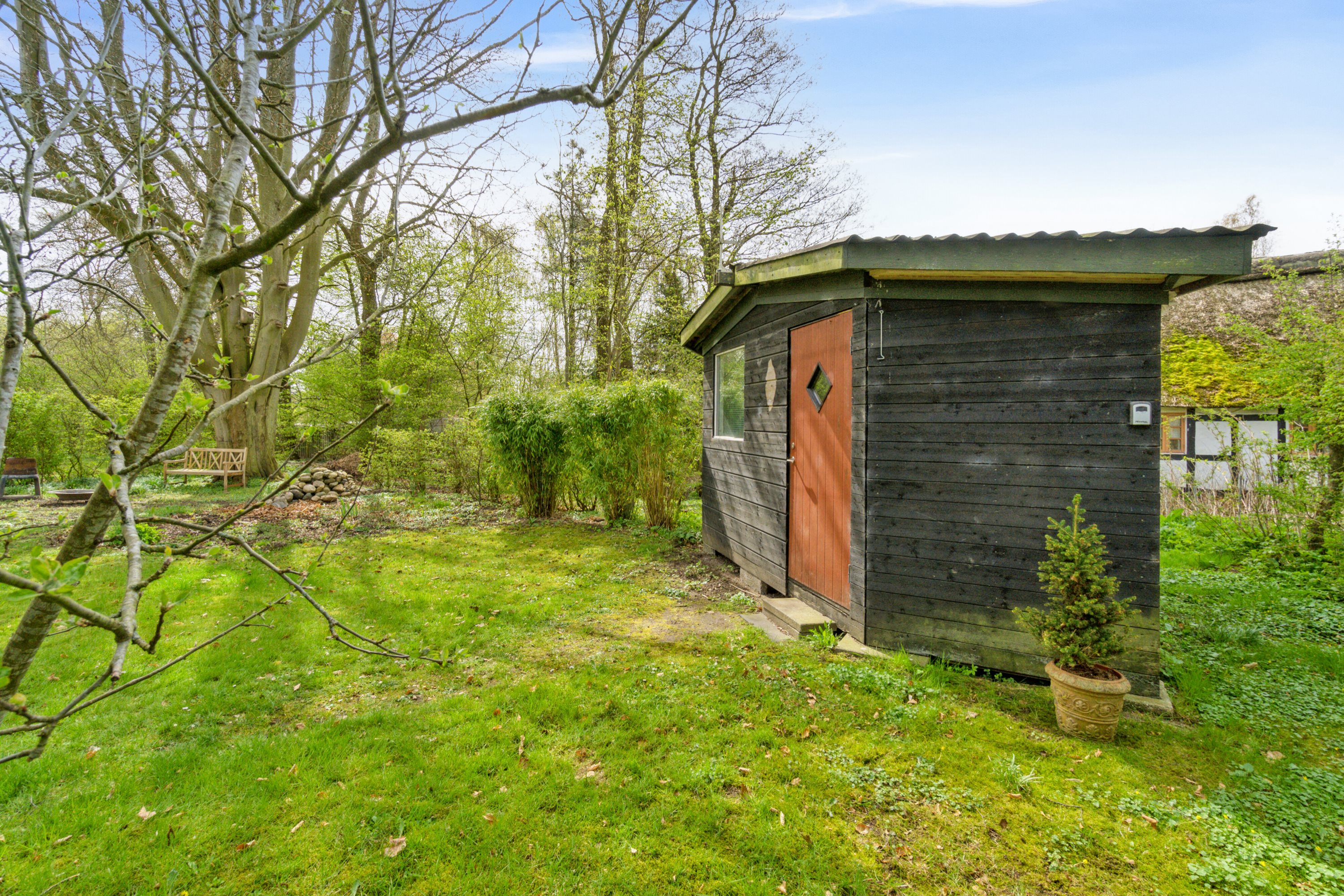 Fremhævet have billede i fuldskærmstilstand. Billede af Århusvej 104, Sander, 8300 Odder