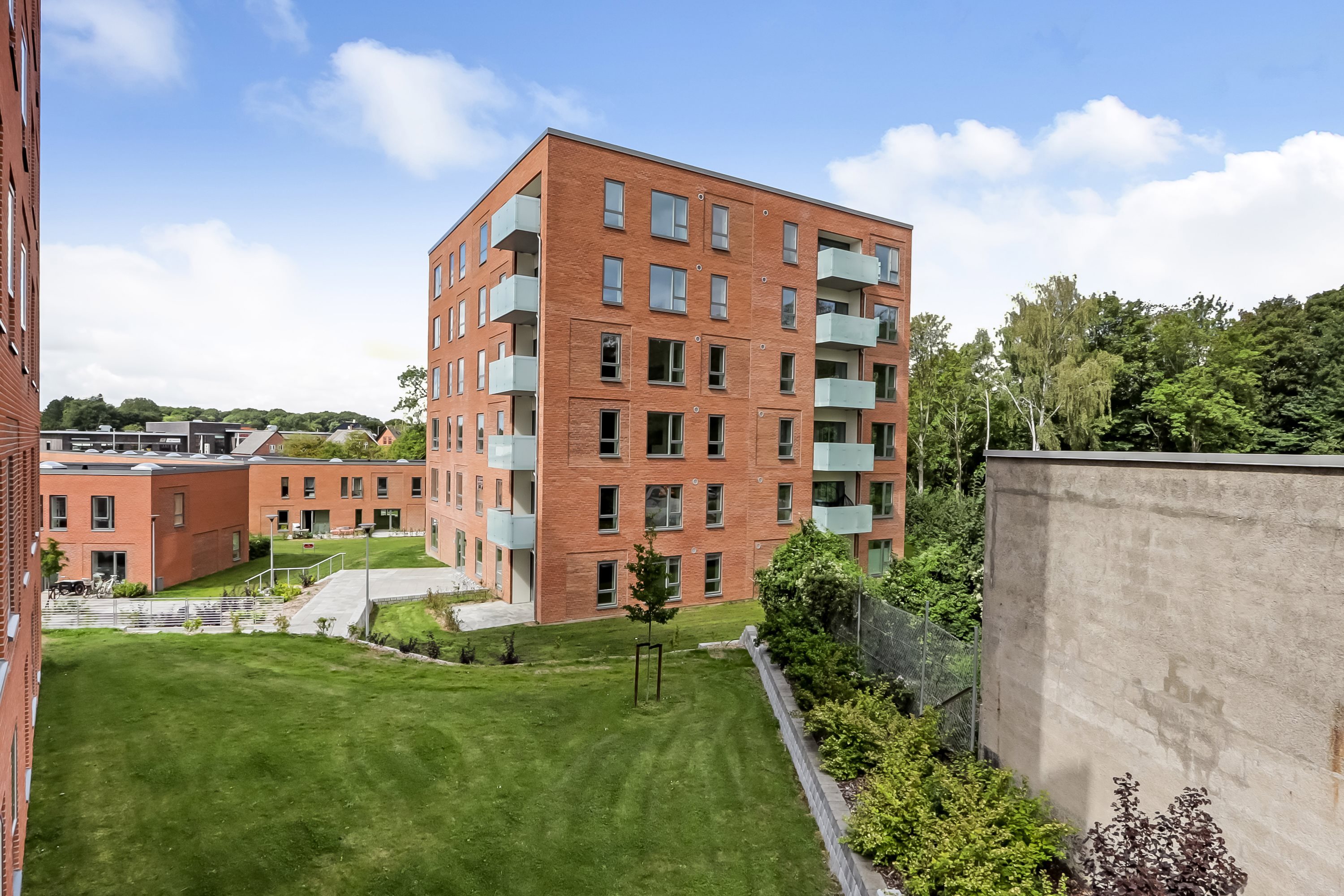 Fremhævet  billede i fuldskærmstilstand. Billede af Tekstilgangen 15, 2. 2., 5000 Odense C