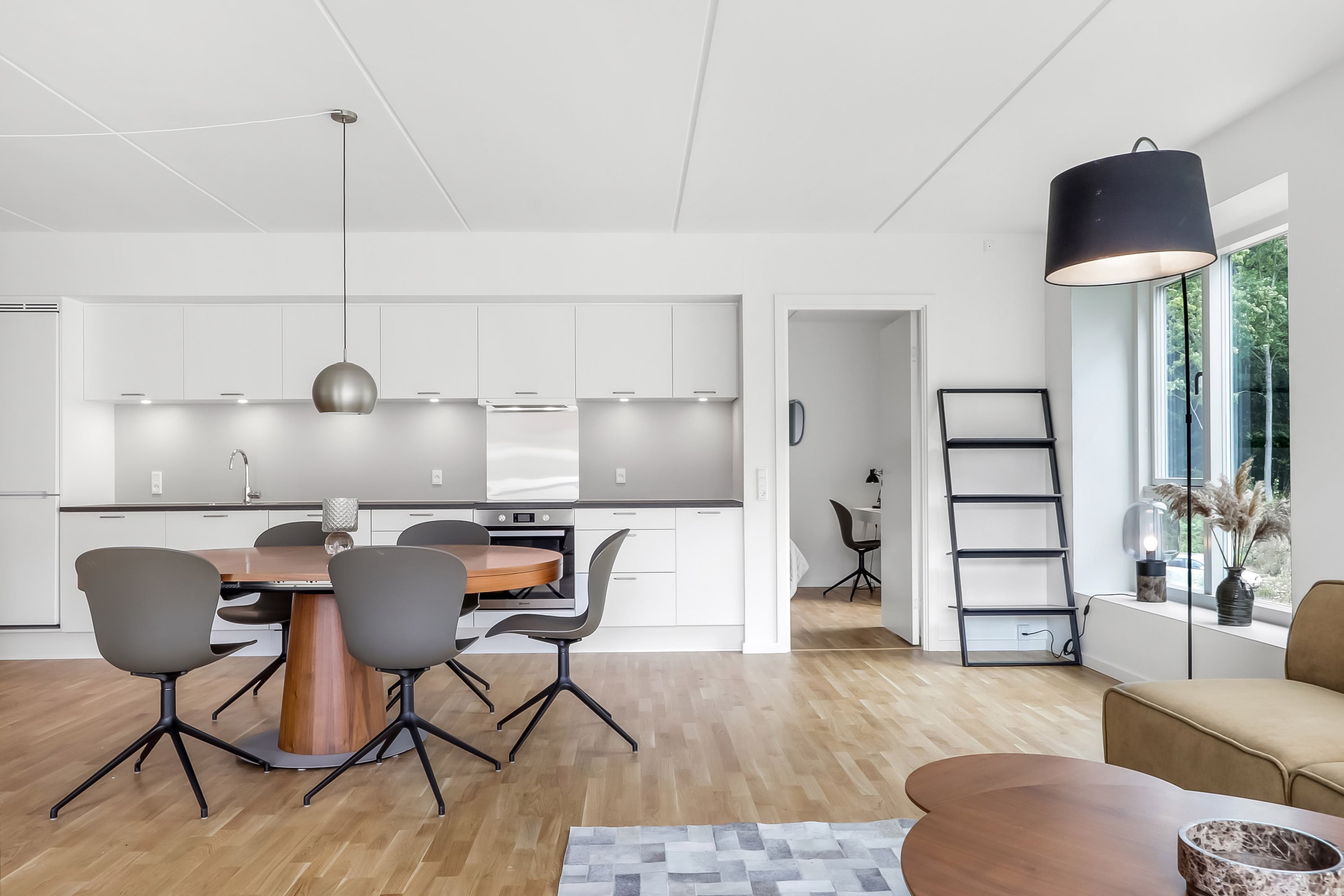 Fremhævet  billede i fuldskærmstilstand. Billede af Tekstilgangen 15, 2. 2., 5000 Odense C