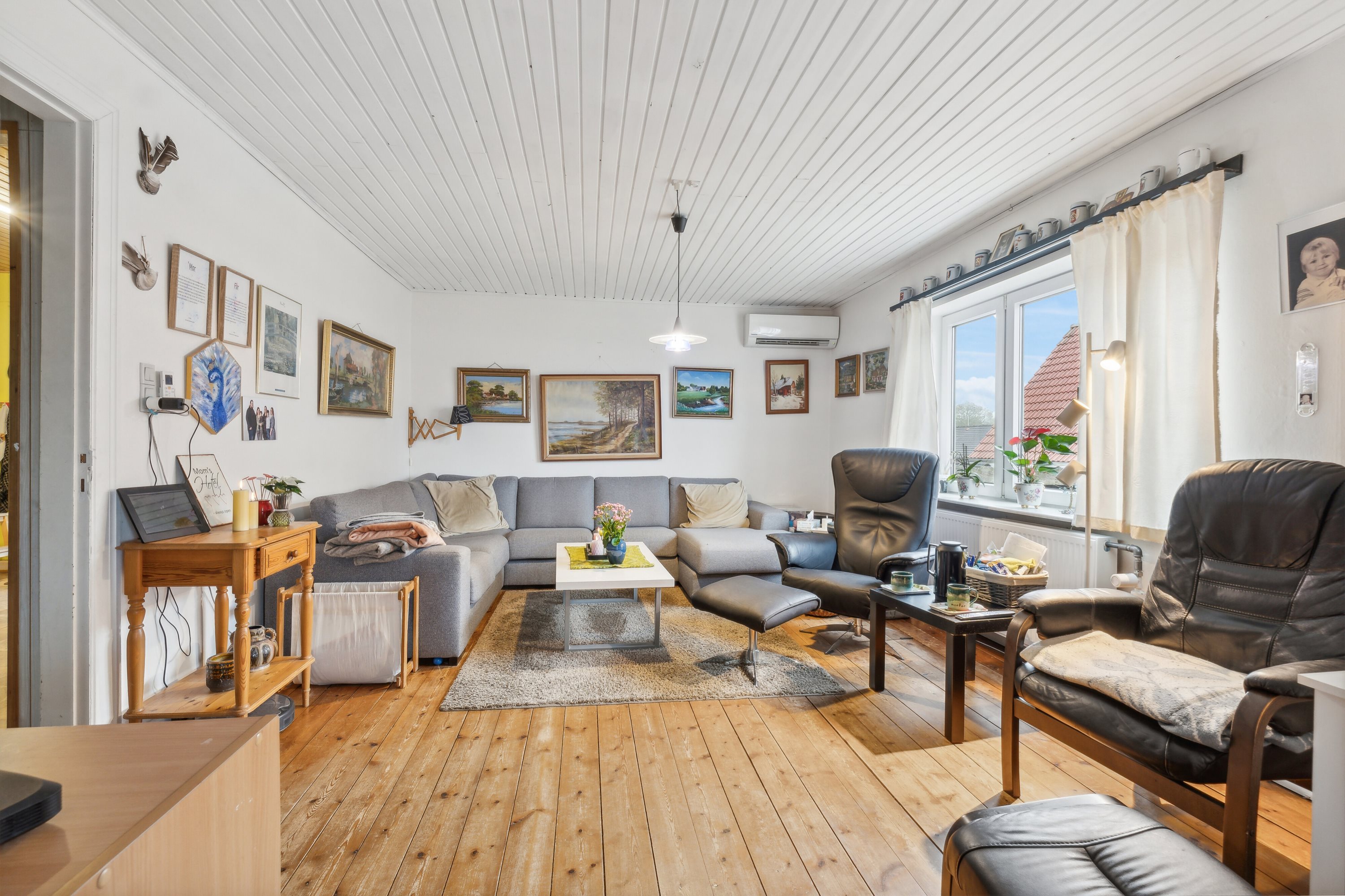 Miniaturebillede 1: stue. Billede af Stadionvej 12, 6510 Gram