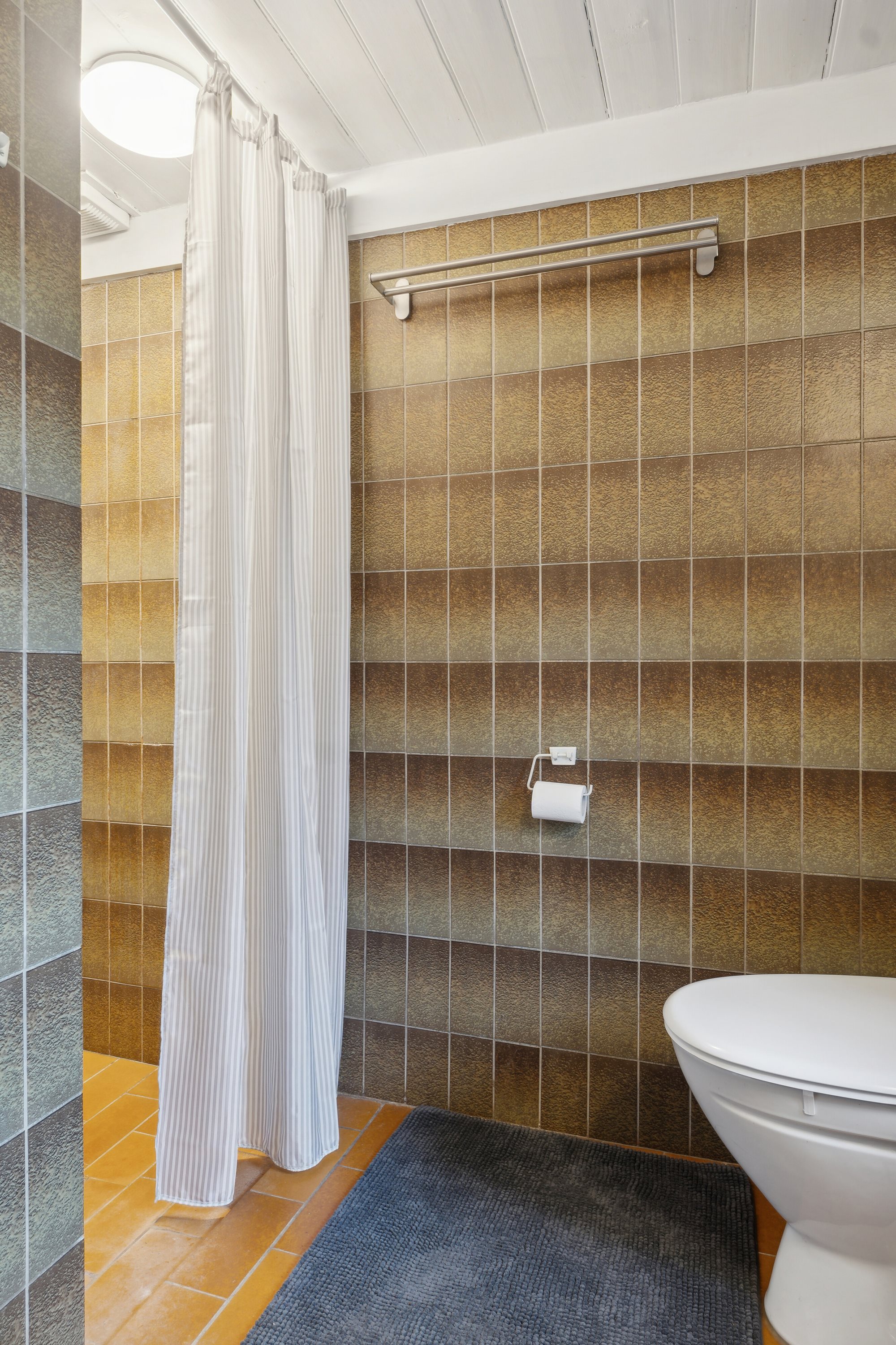 Fremhævet badeværelse billede i fuldskærmstilstand. Billede af Strandvejen 60, 5882 Vejstrup