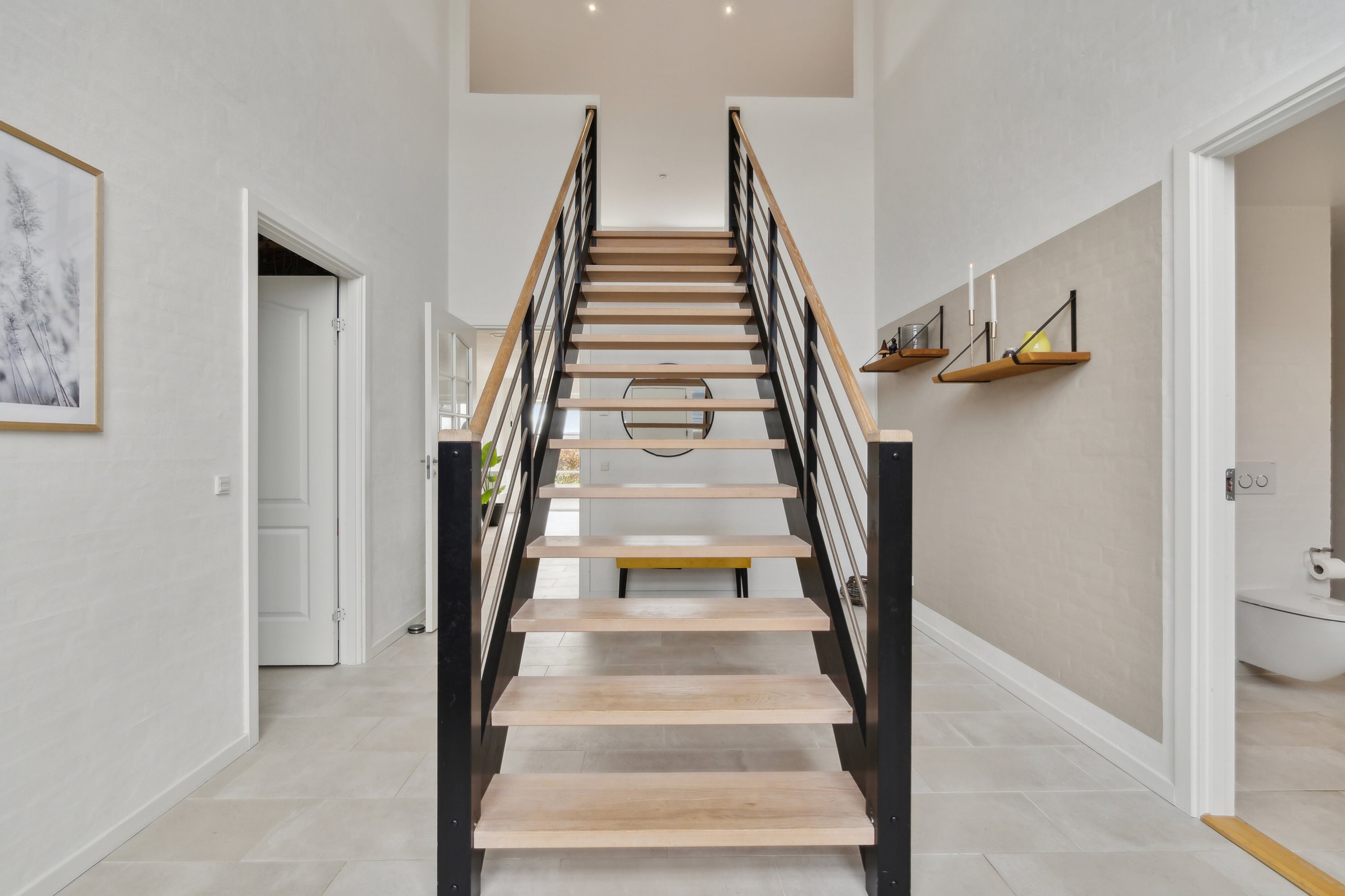 Fremhævet trappe billede i fuldskærmstilstand. Billede af Kjelstrupvej 12, Kjelstrup, 7700 Thisted
