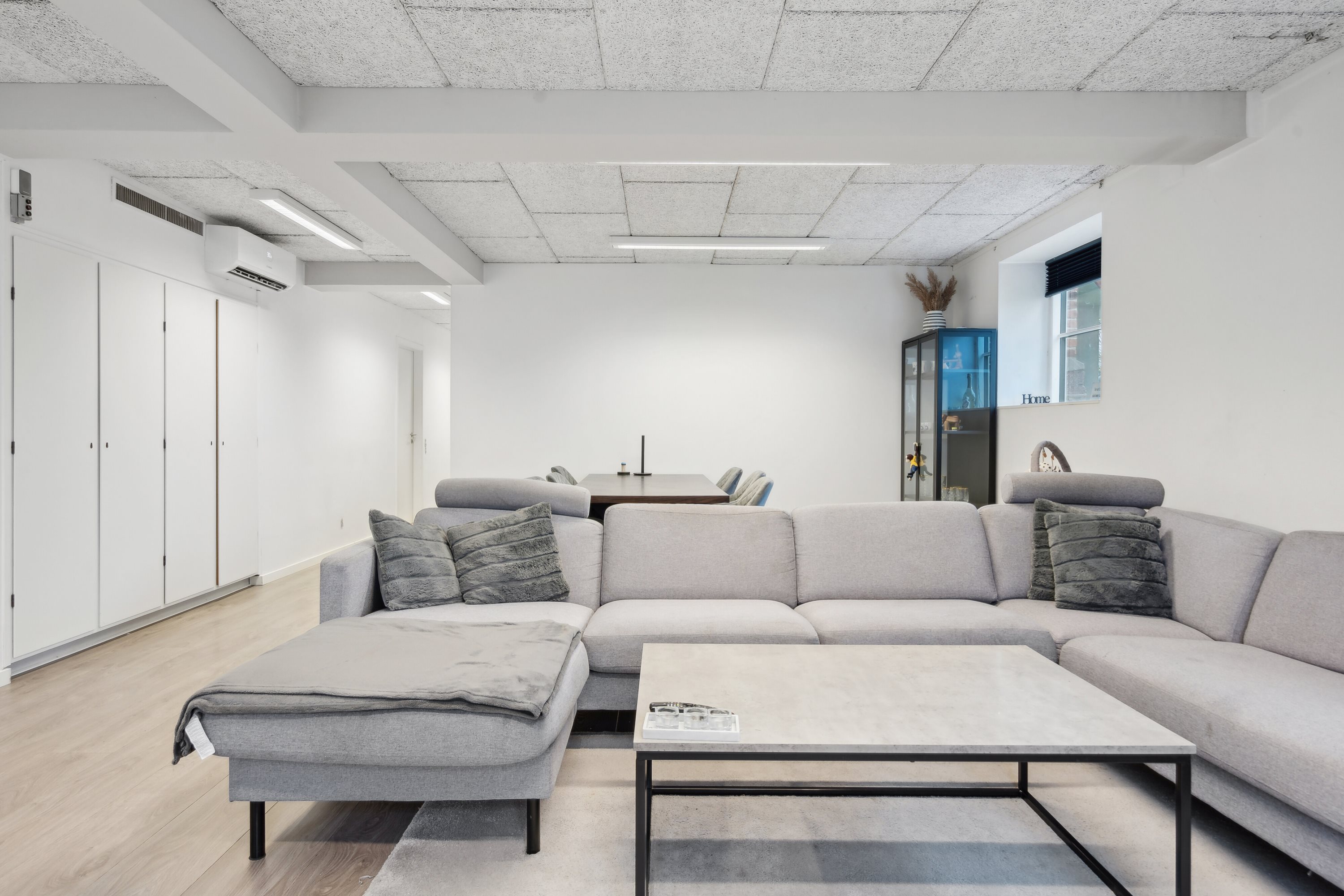 Fremhævet stue billede i fuldskærmstilstand. Billede af Sneholmgårdsvej 11B, Dalby, 4690 Haslev