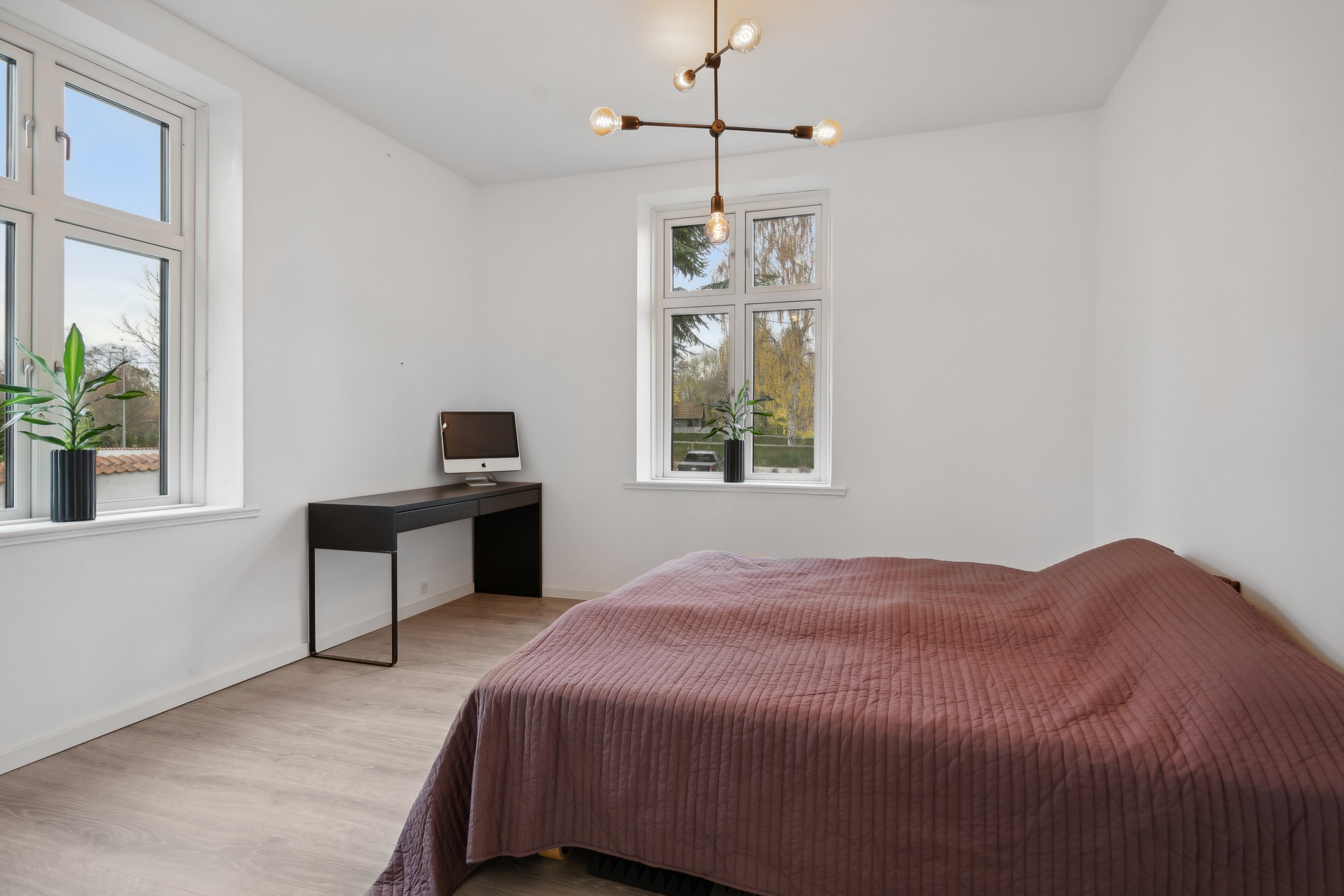 Fremhævet soveværelse billede i fuldskærmstilstand. Billede af Sneholmgårdsvej 11B, Dalby, 4690 Haslev