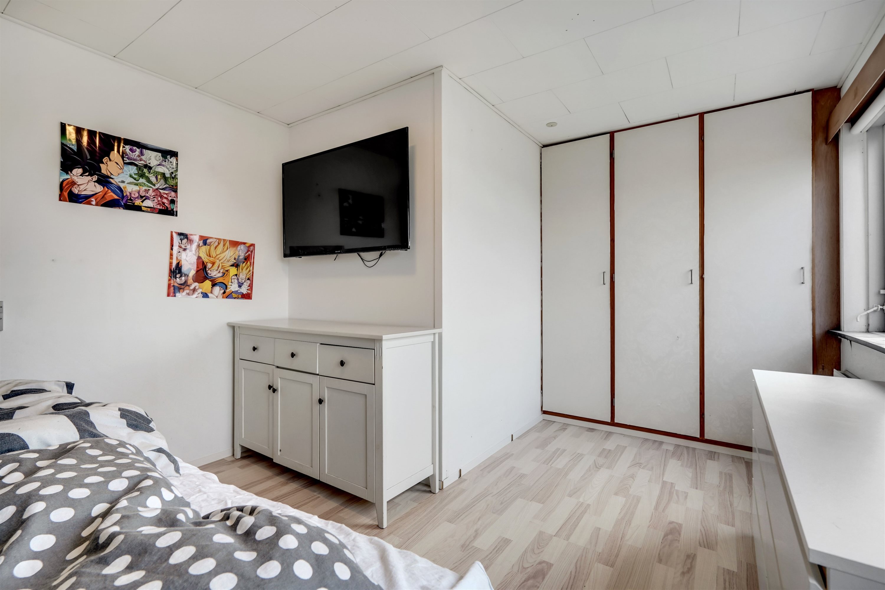 Fremhævet soveværelse billede i fuldskærmstilstand. Billede af Gl Roustvej 1, 6800 Varde