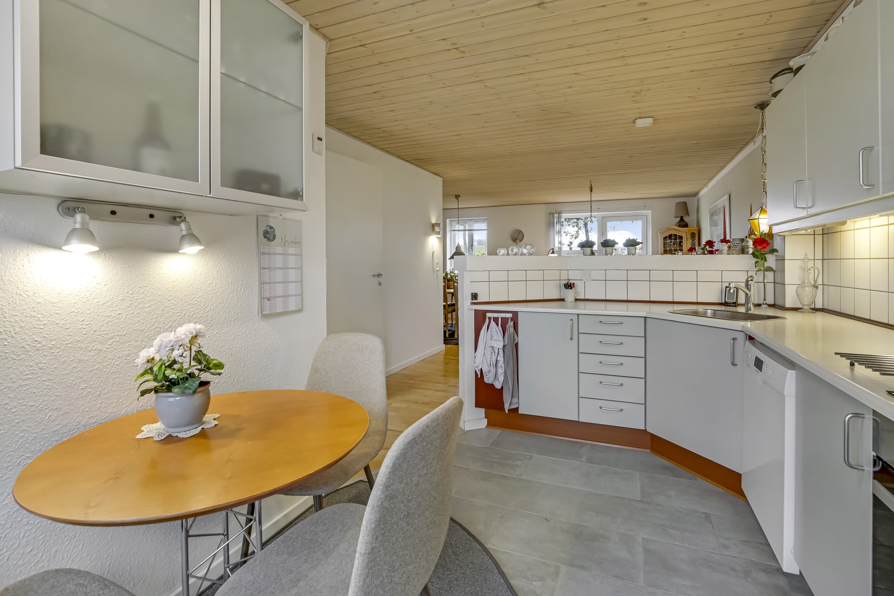 Fremhævet køkken billede i fuldskærmstilstand. Billede af Segaltvej 125, Løgten, 8541 Skødstrup