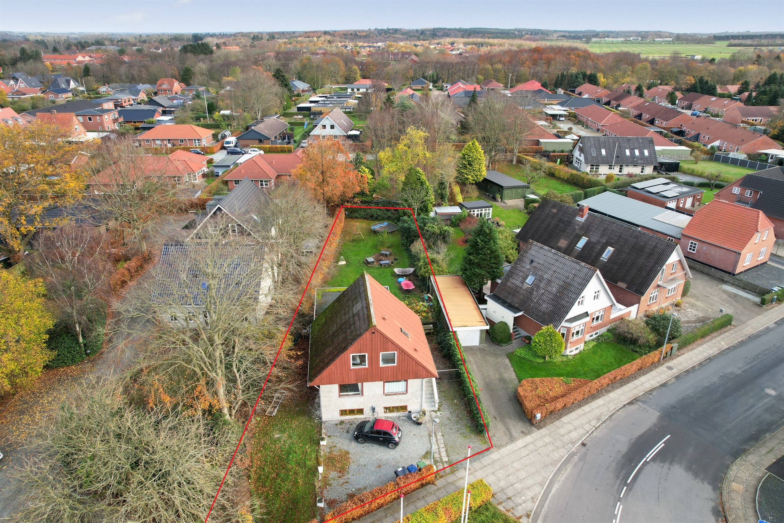 Fremhævet ejendommen billede i fuldskærmstilstand. Billede af Gl Roustvej 1, 6800 Varde