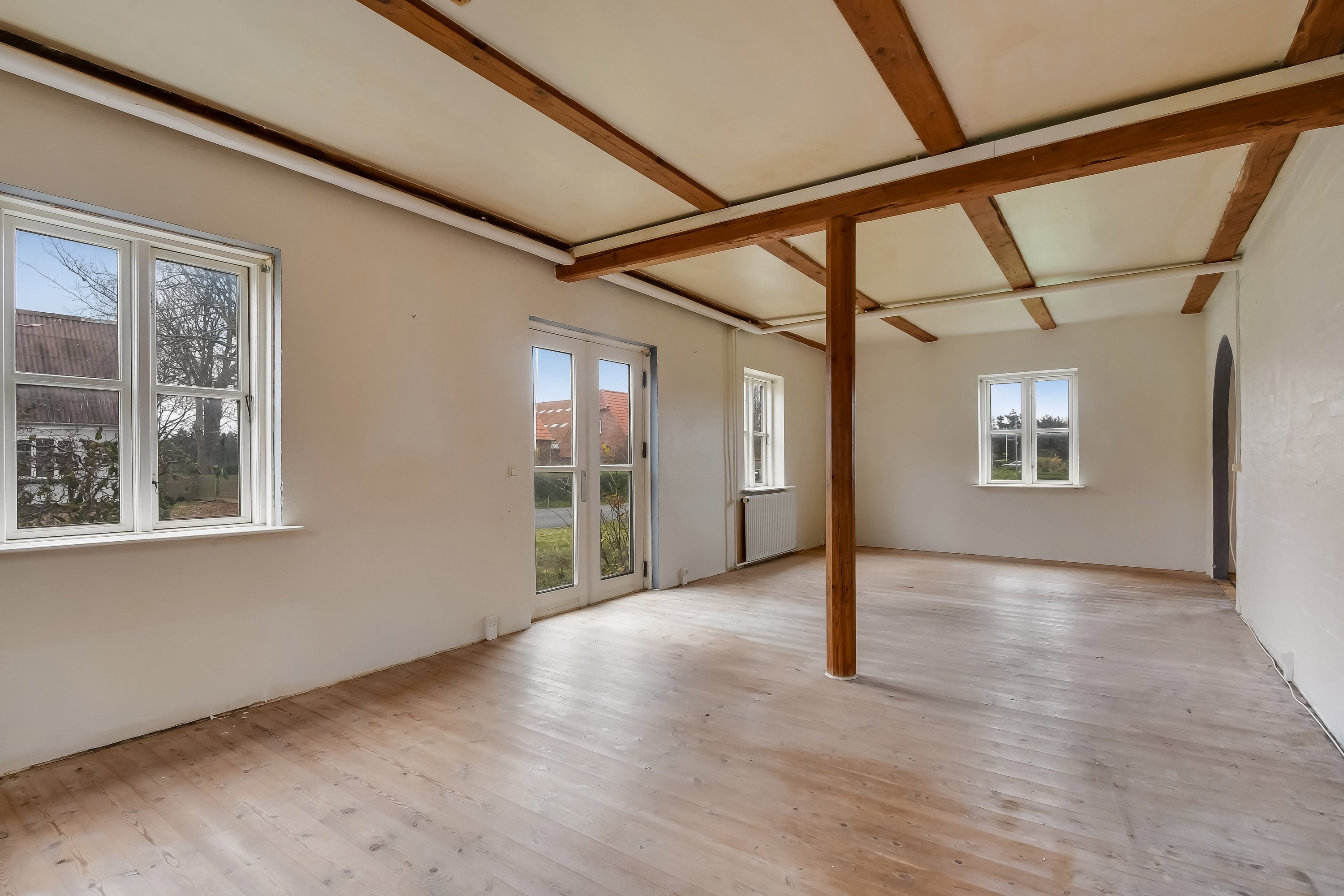 Fremhævet stue billede i fuldskærmstilstand. Billede af Kirkebyvej 36, Sdr. Nissum, 6990 Ulfborg