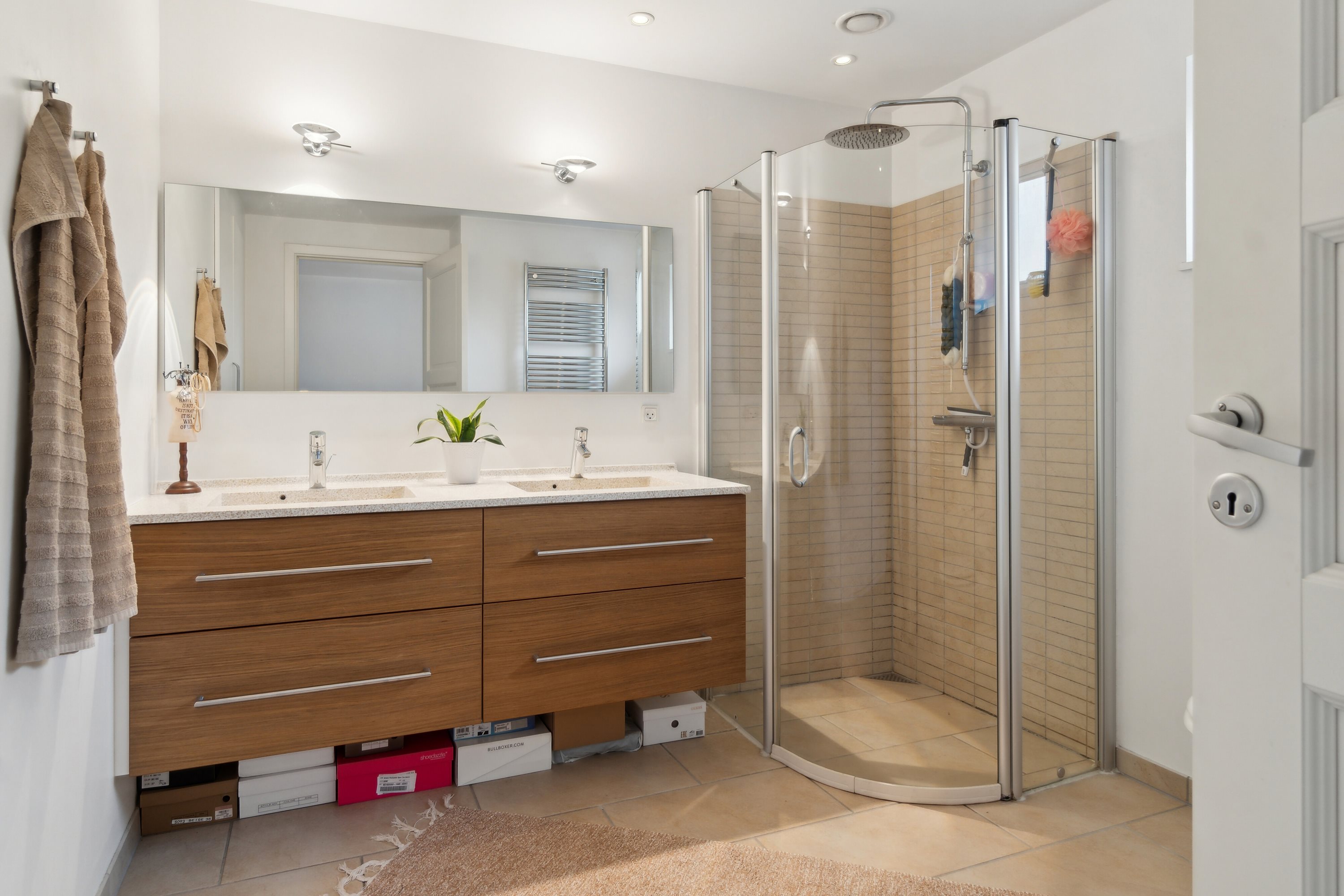 Miniaturebillede 2: badeværelse. Billede af Udbyvej 53, Udby, 4300 Holbæk