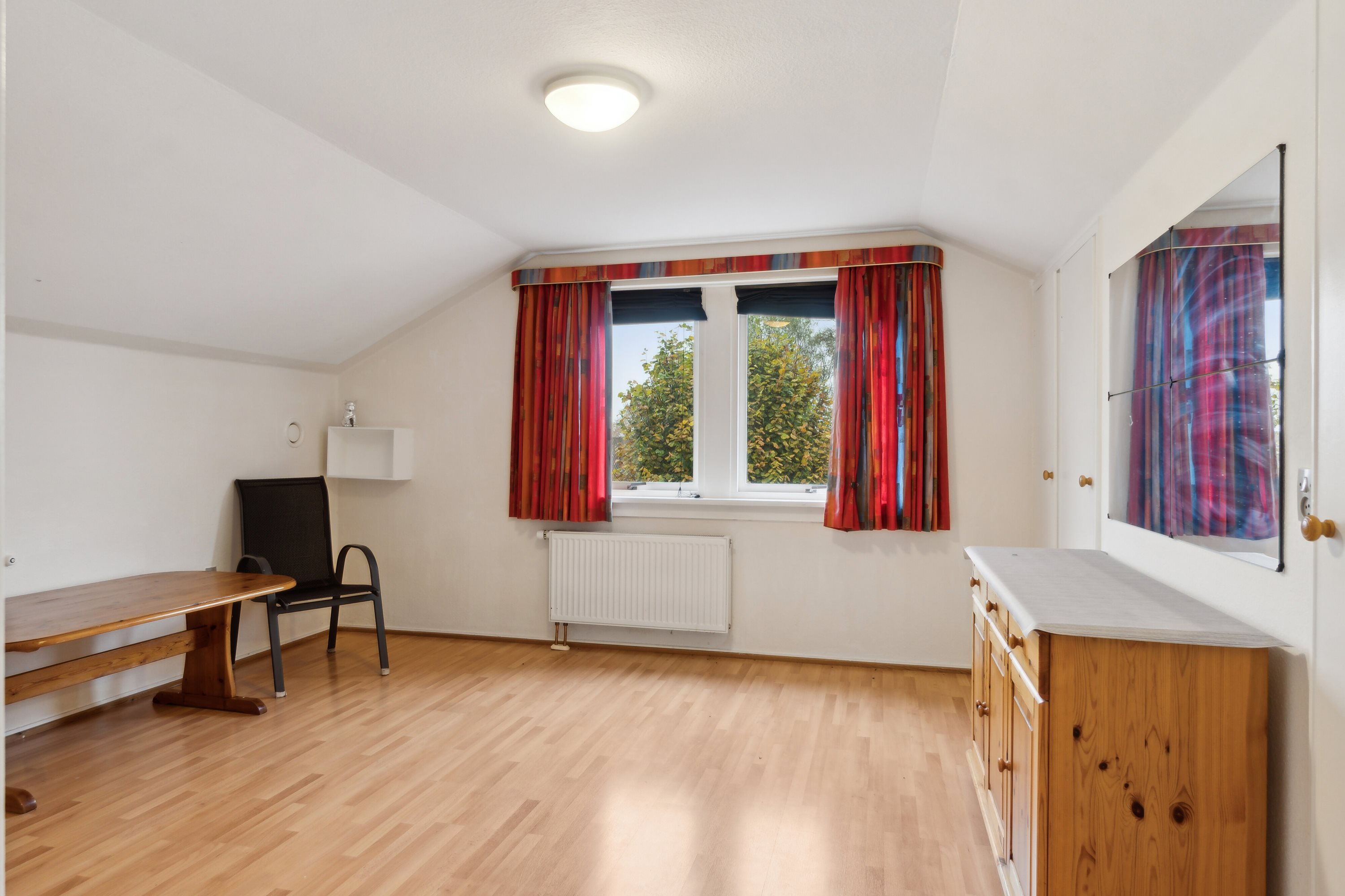 Fremhævet soveværelse billede i fuldskærmstilstand. Billede af Udbyvej 53, Udby, 4300 Holbæk