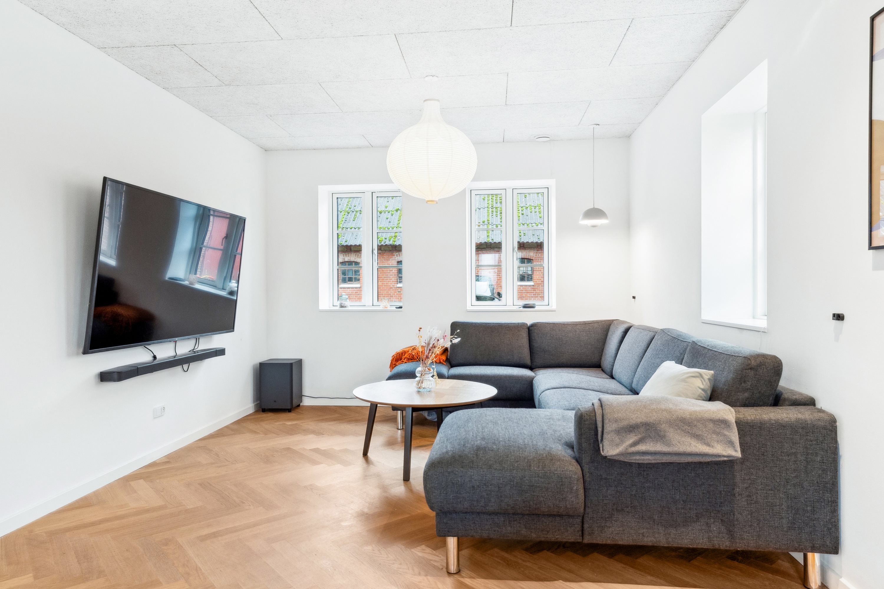 Fremhævet stue billede i fuldskærmstilstand. Billede af Mads Møllersvej 10, Sdr Vinge, 8860 Ulstrup