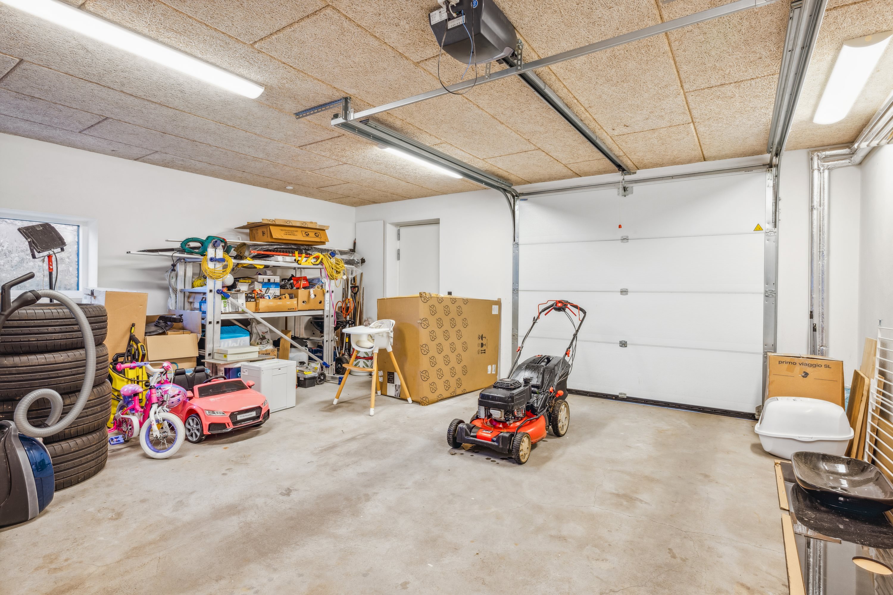 Fremhævet garage billede i fuldskærmstilstand. Billede af Udsigten 7, 7850 Stoholm Jyll