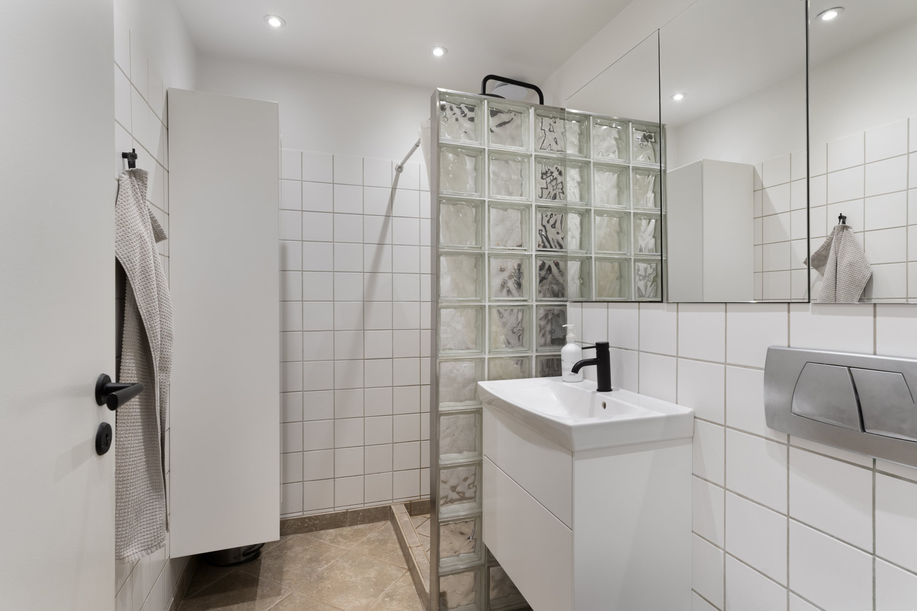 Fremhævet  billede i fuldskærmstilstand. Billede af Vintervej 4, 2920 Charlottenlund