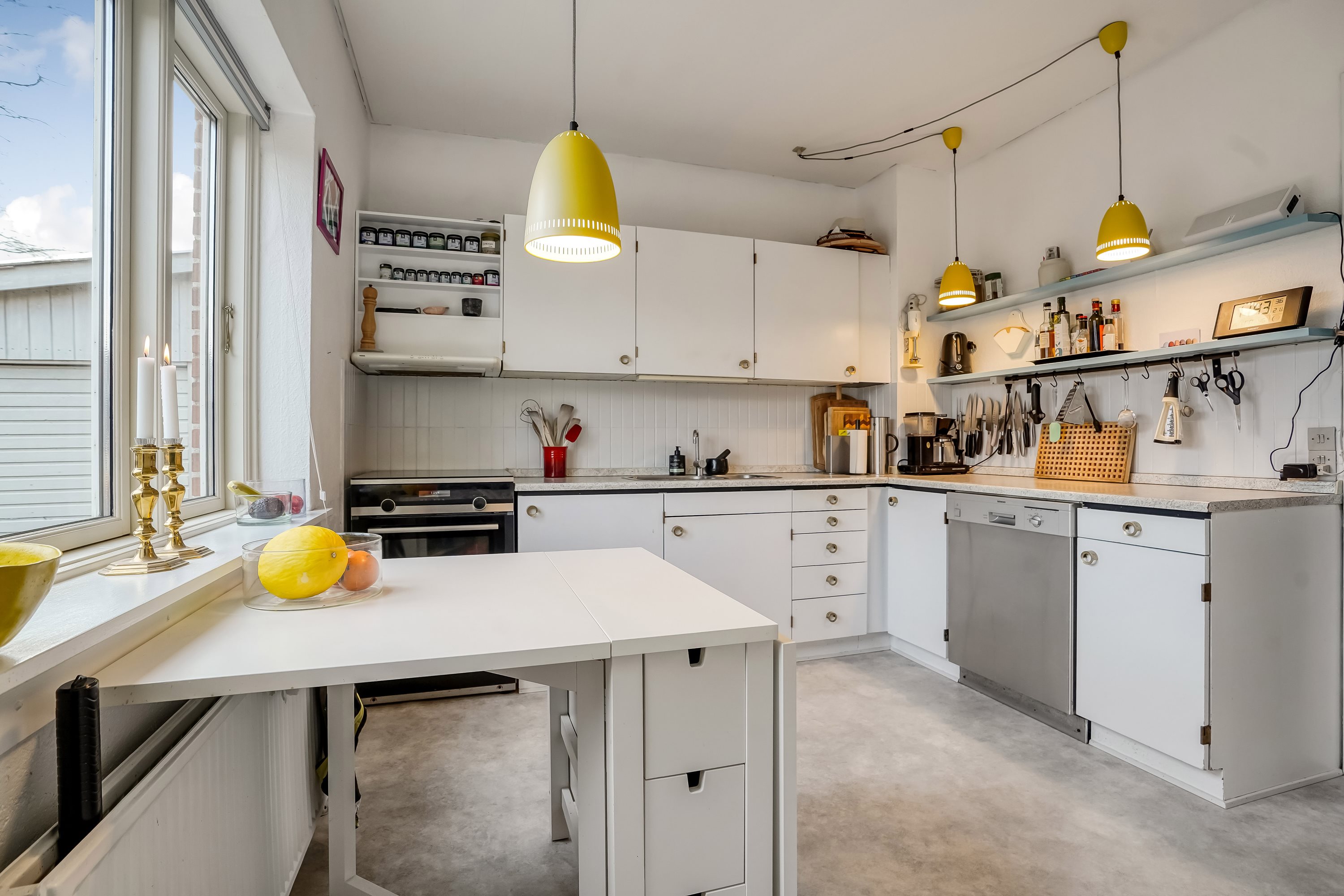 Fremhævet køkken billede i fuldskærmstilstand. Billede af Skolegade 5, 7171 Uldum