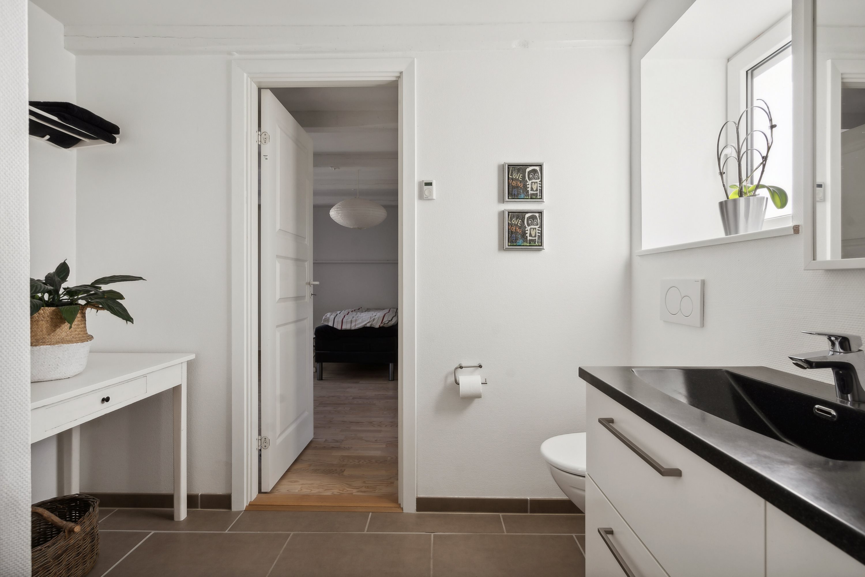 Fremhævet badeværelse billede i fuldskærmstilstand. Billede af Søst Markvej 5, Søst, 6230 Rødekro