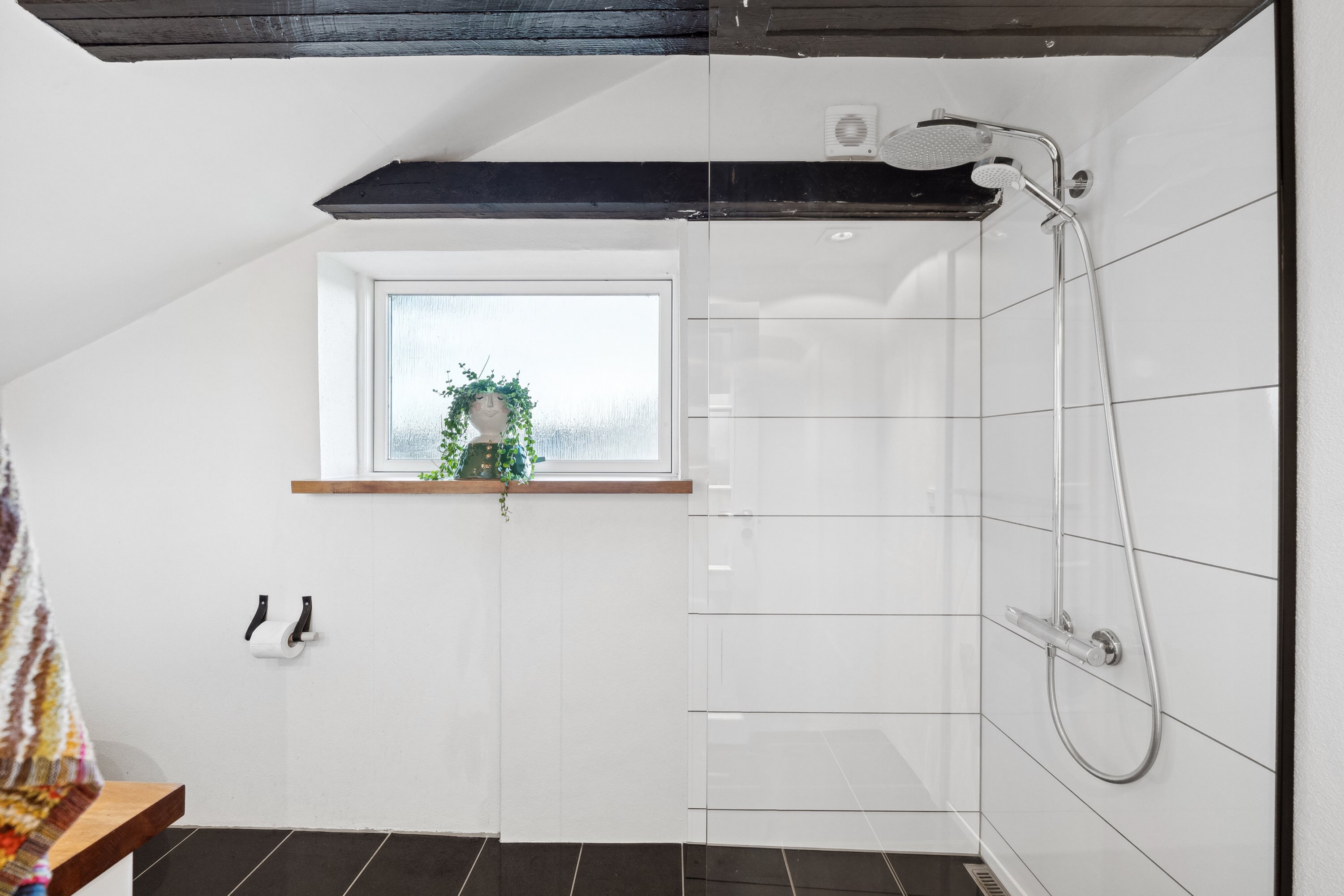 Fremhævet værelse billede i fuldskærmstilstand. Billede af Farrevej 31, Skjørring, 8464 Galten