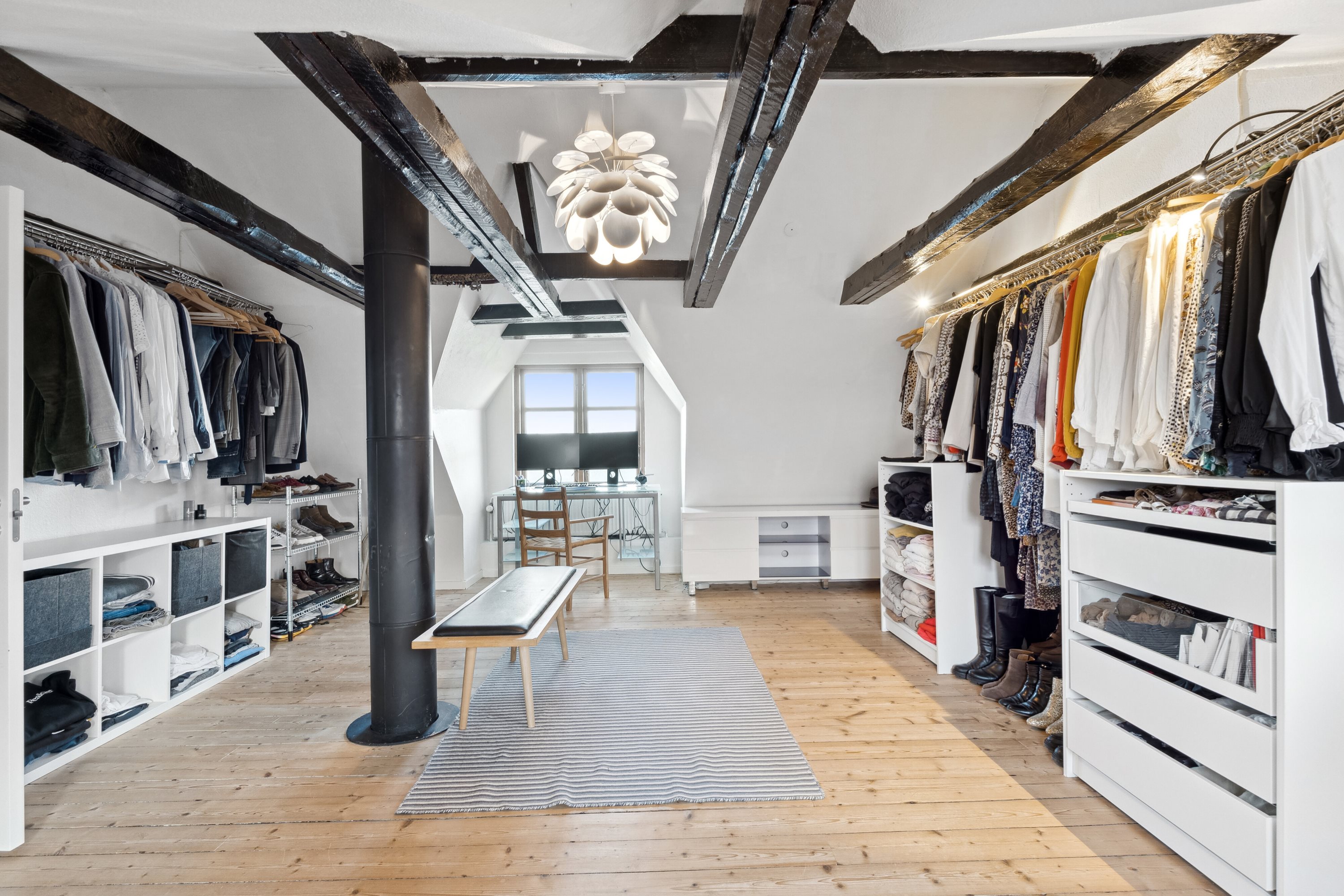 Fremhævet indendørs billede i fuldskærmstilstand. Billede af Farrevej 31, Skjørring, 8464 Galten