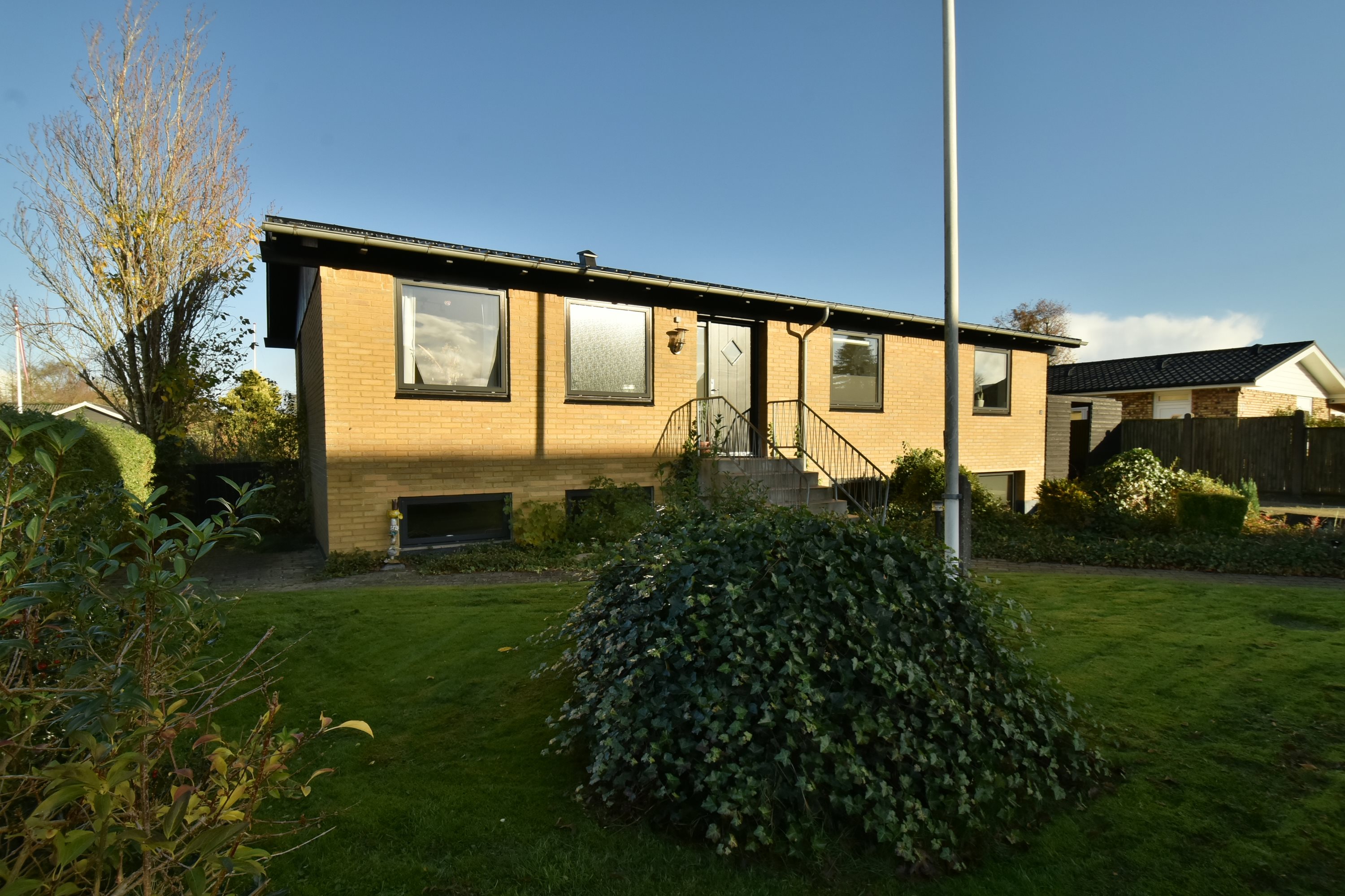 Fremhævet ejendommen billede i fuldskærmstilstand. Billede af Bjødstrupvej 25, Hammerum, 7400 Herning