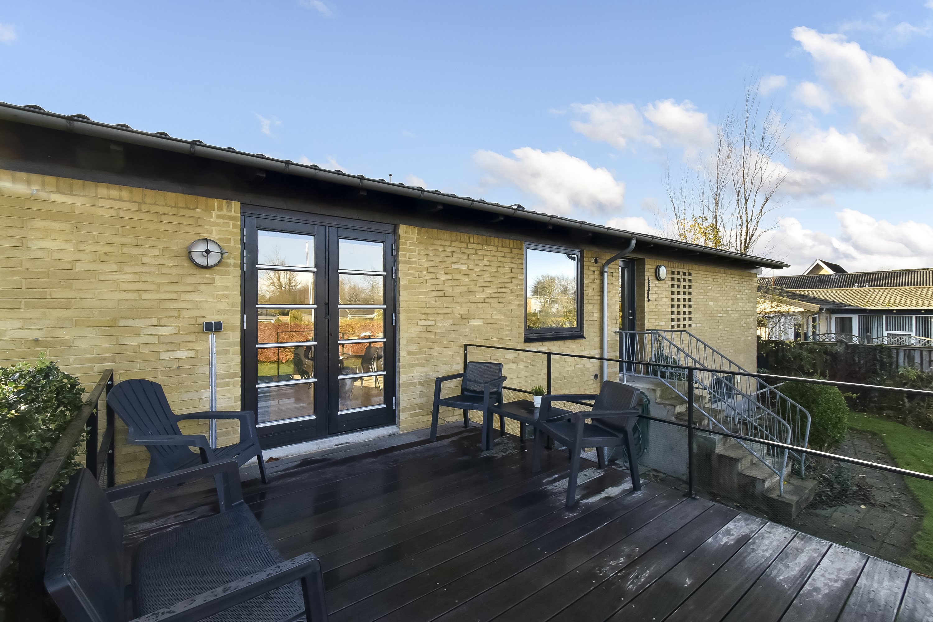 Fremhævet terrasse billede i fuldskærmstilstand. Billede af Bjødstrupvej 25, Hammerum, 7400 Herning