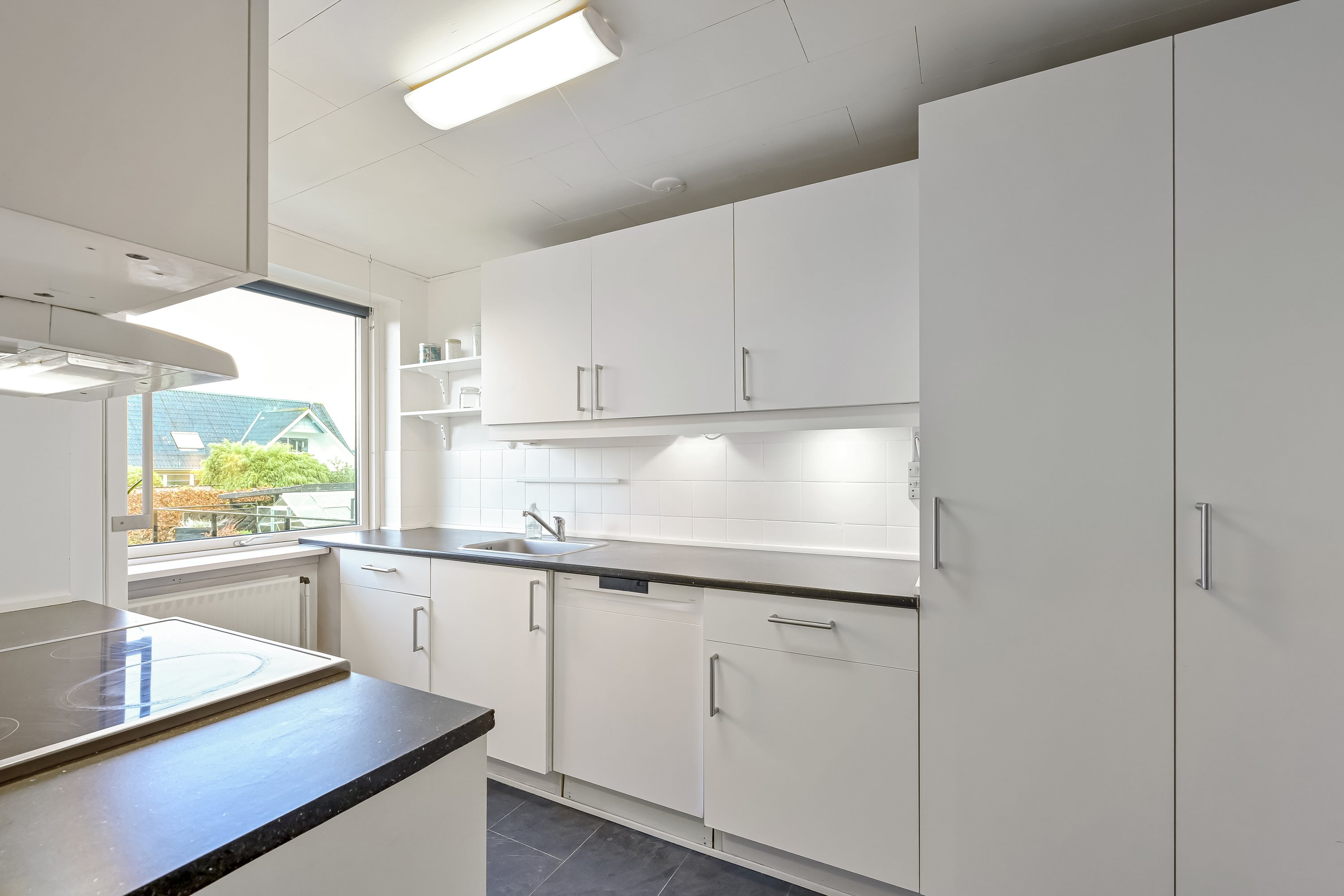 Fremhævet køkken billede i fuldskærmstilstand. Billede af Bjødstrupvej 25, Hammerum, 7400 Herning