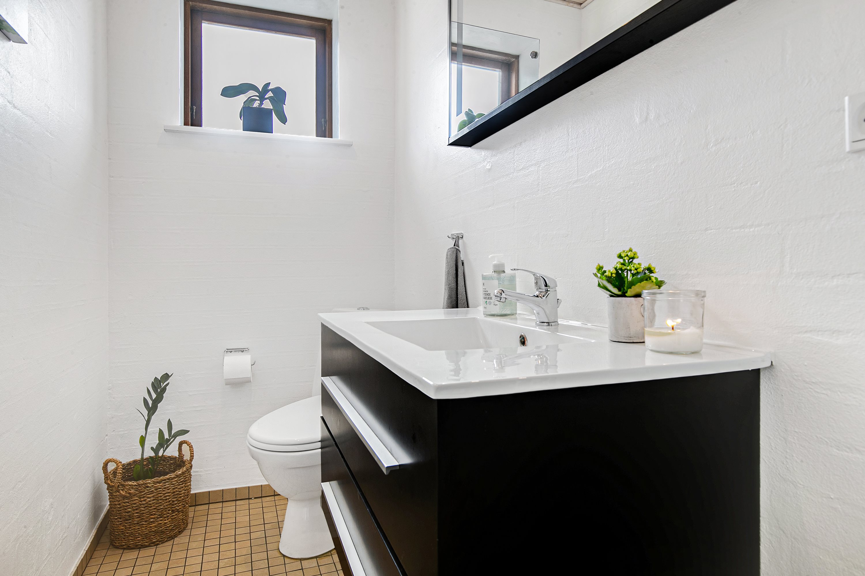 Fremhævet badeværelse billede i fuldskærmstilstand. Billede af Østergade 59, 9460 Brovst