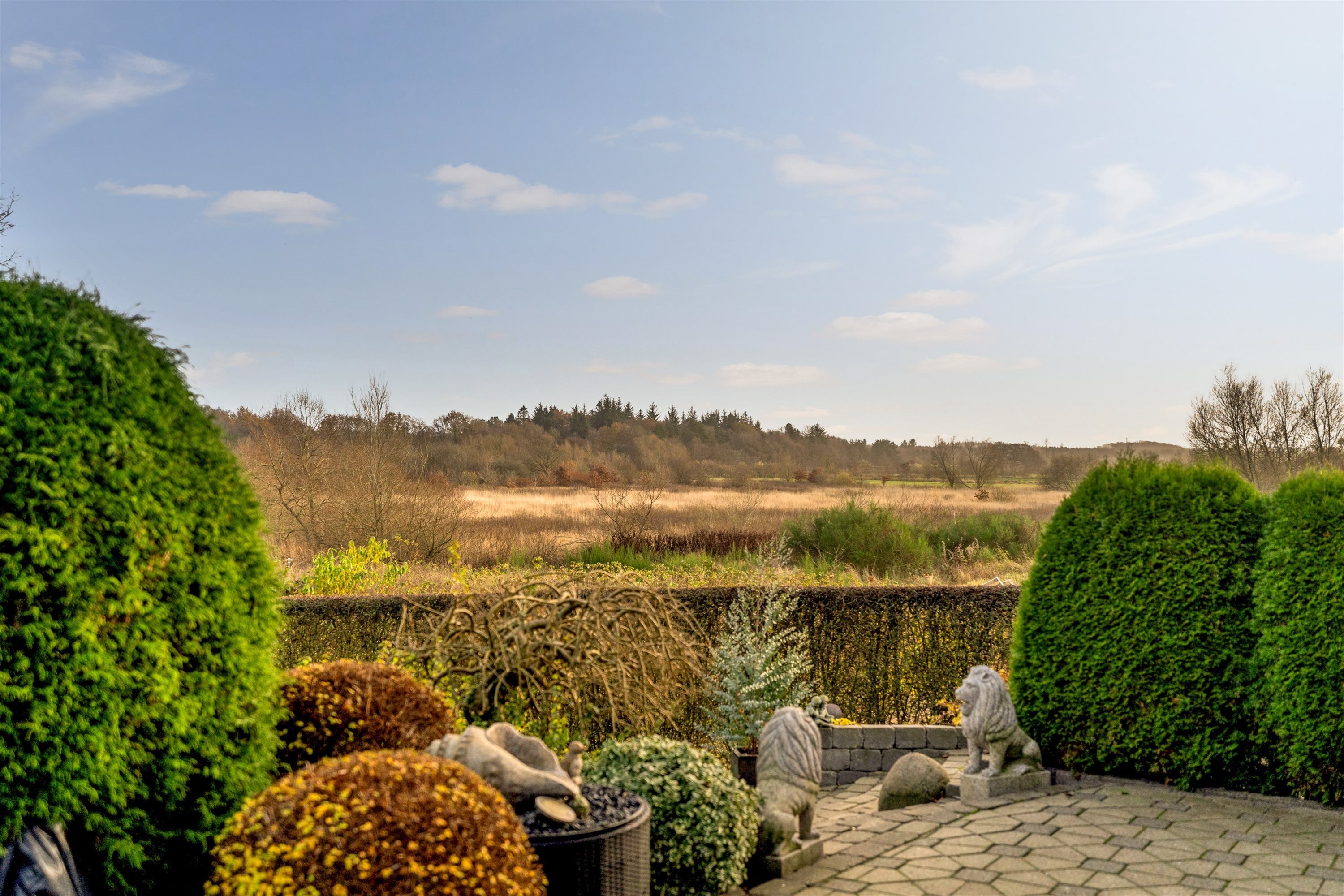 Fremhævet ejendommen billede i fuldskærmstilstand. Billede af Vesterbækvej 36, Sig, 6800 Varde