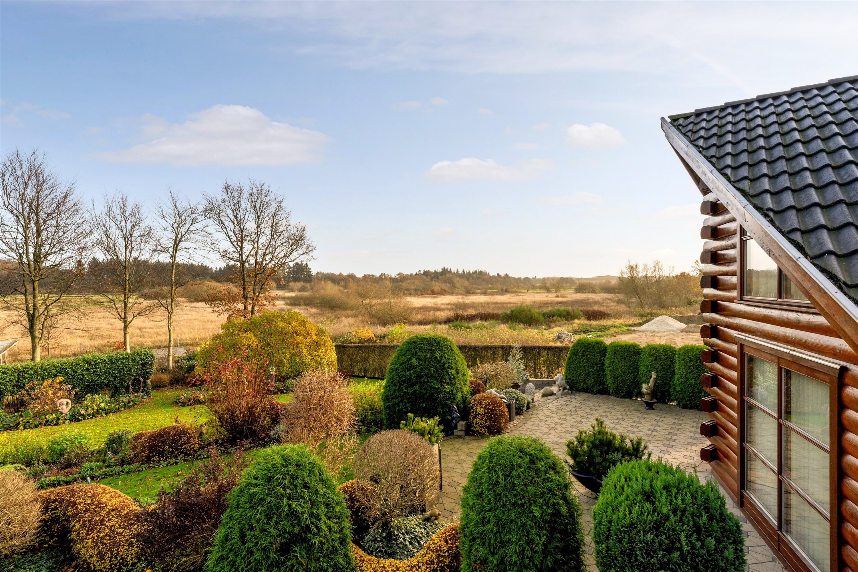 Fremhævet ejendommen billede i fuldskærmstilstand. Billede af Vesterbækvej 36, Sig, 6800 Varde