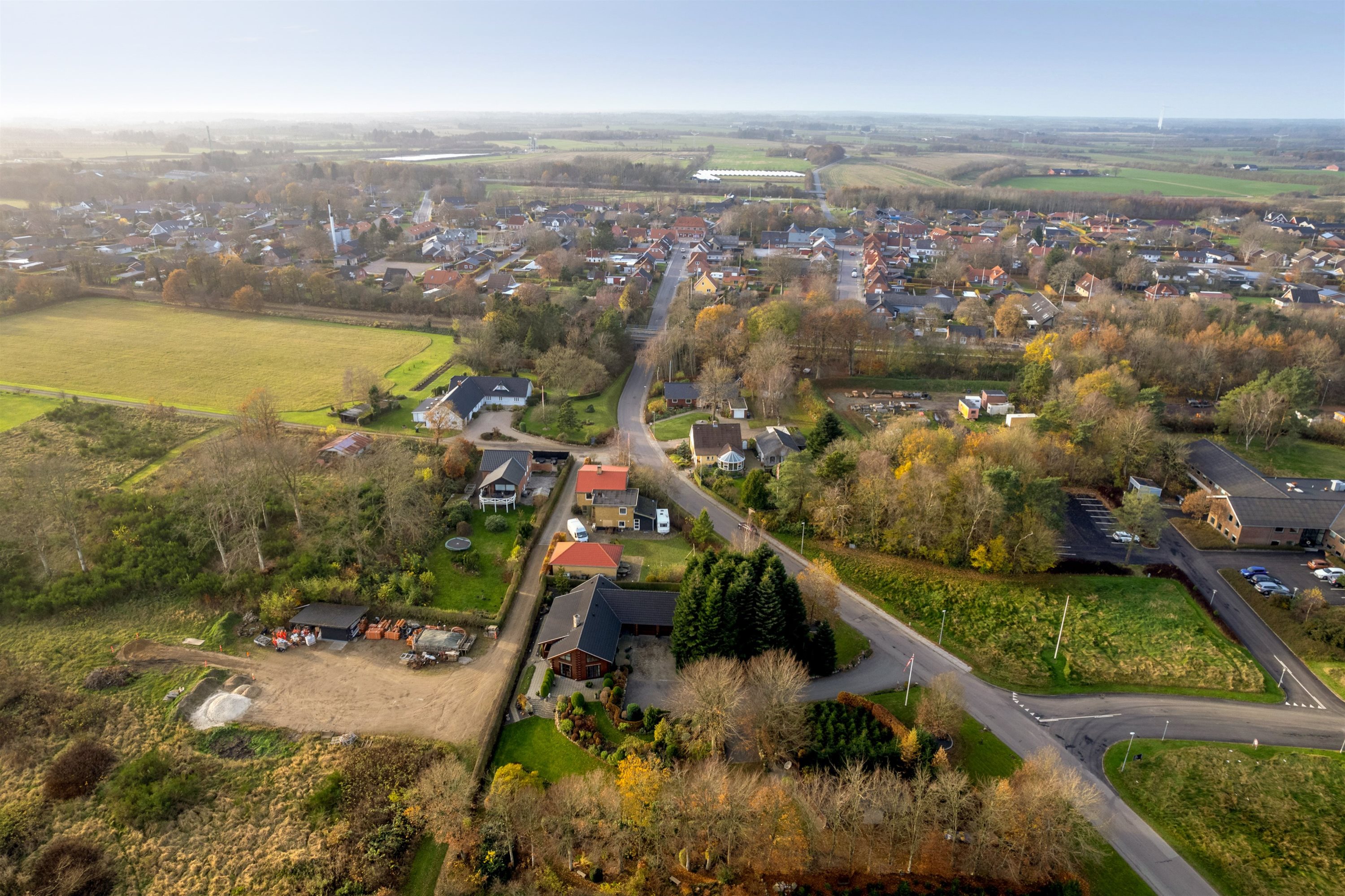 Fremhævet ejendommen billede i fuldskærmstilstand. Billede af Vesterbækvej 36, Sig, 6800 Varde