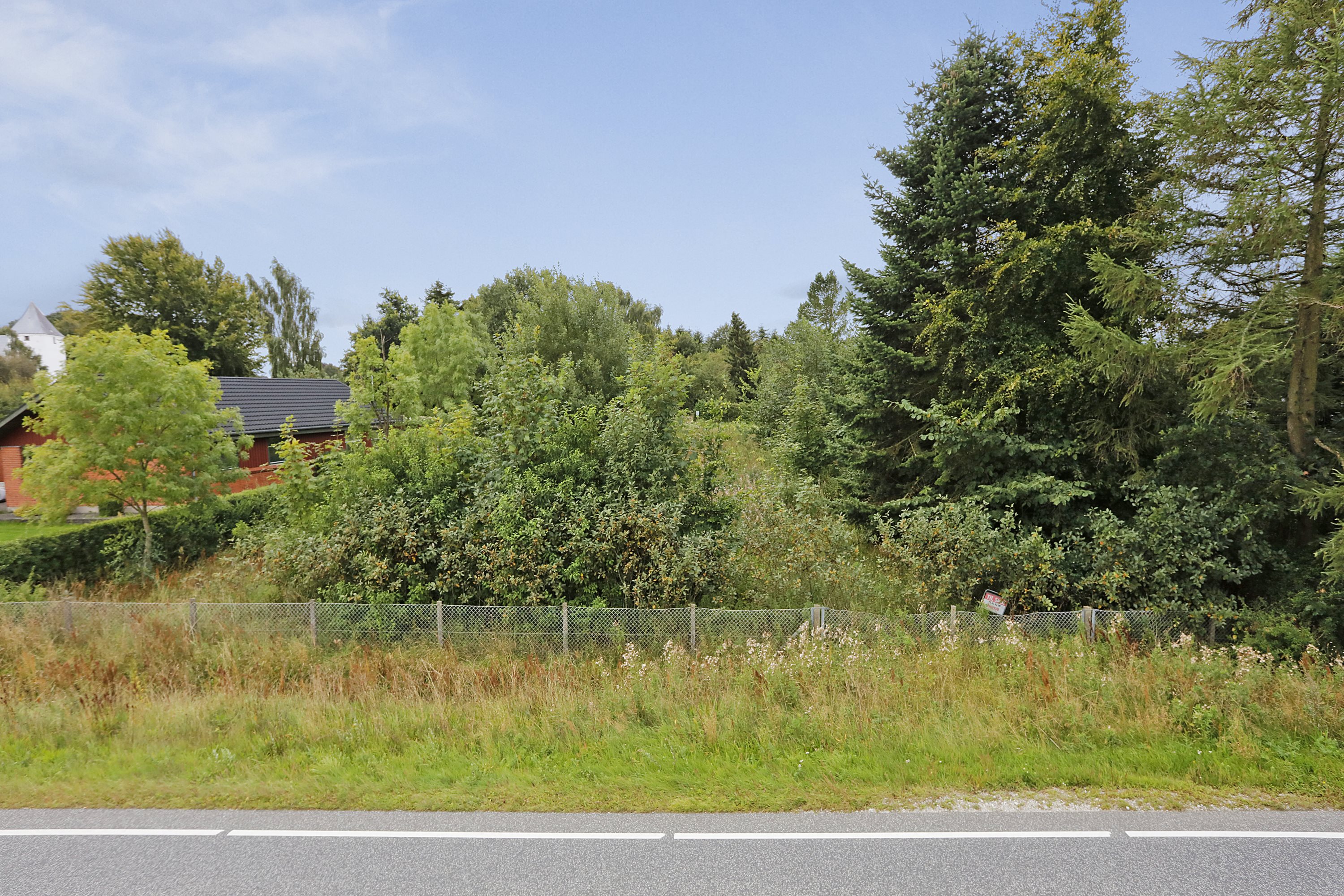 Fremhævet grund billede i fuldskærmstilstand. Billede af Febækvej 29, Hvirring, 8762 Flemming