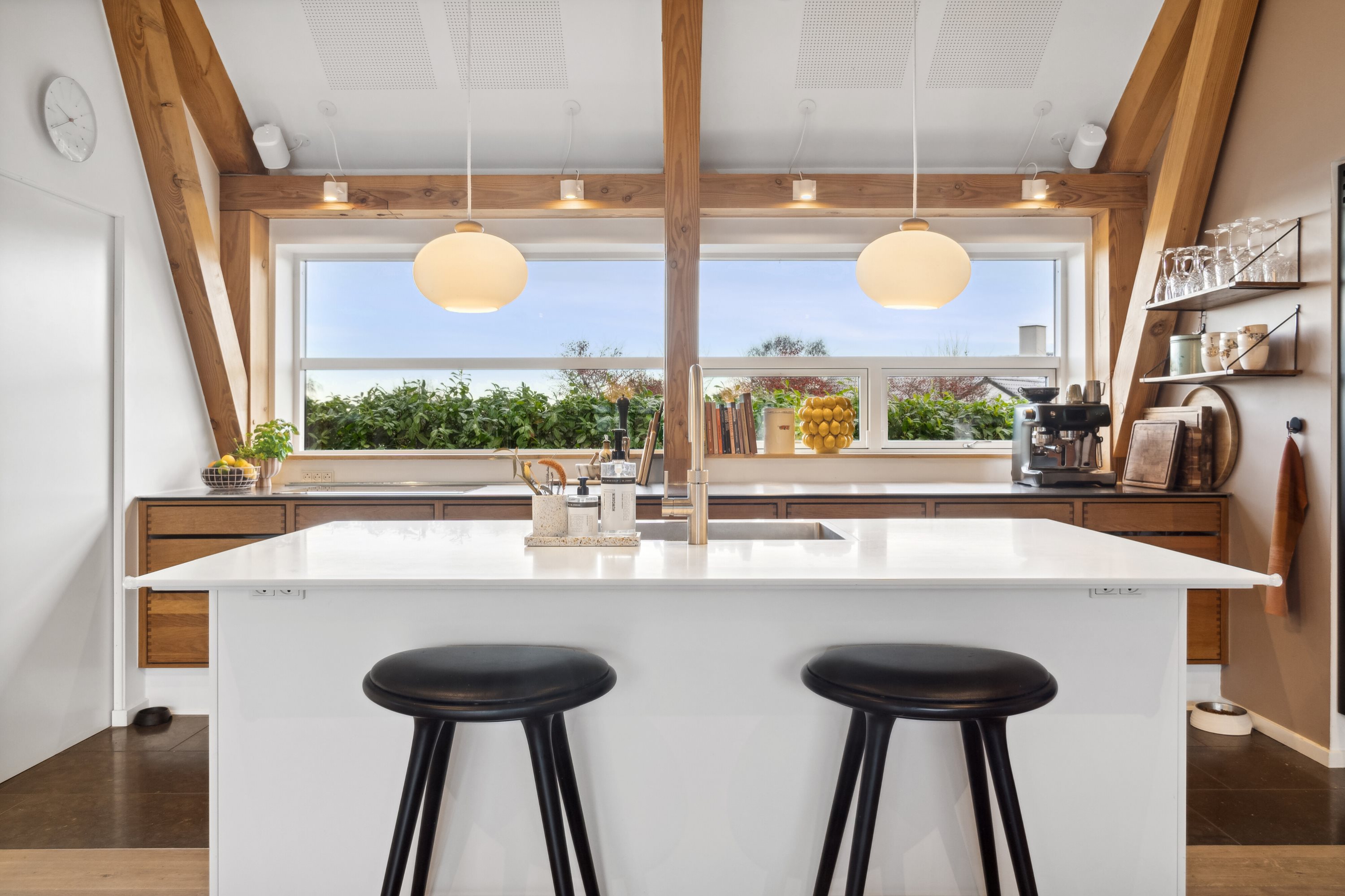 Fremhævet køkken/alrum billede i fuldskærmstilstand. Billede af Damgårdstoften 64, 8320 Mårslet